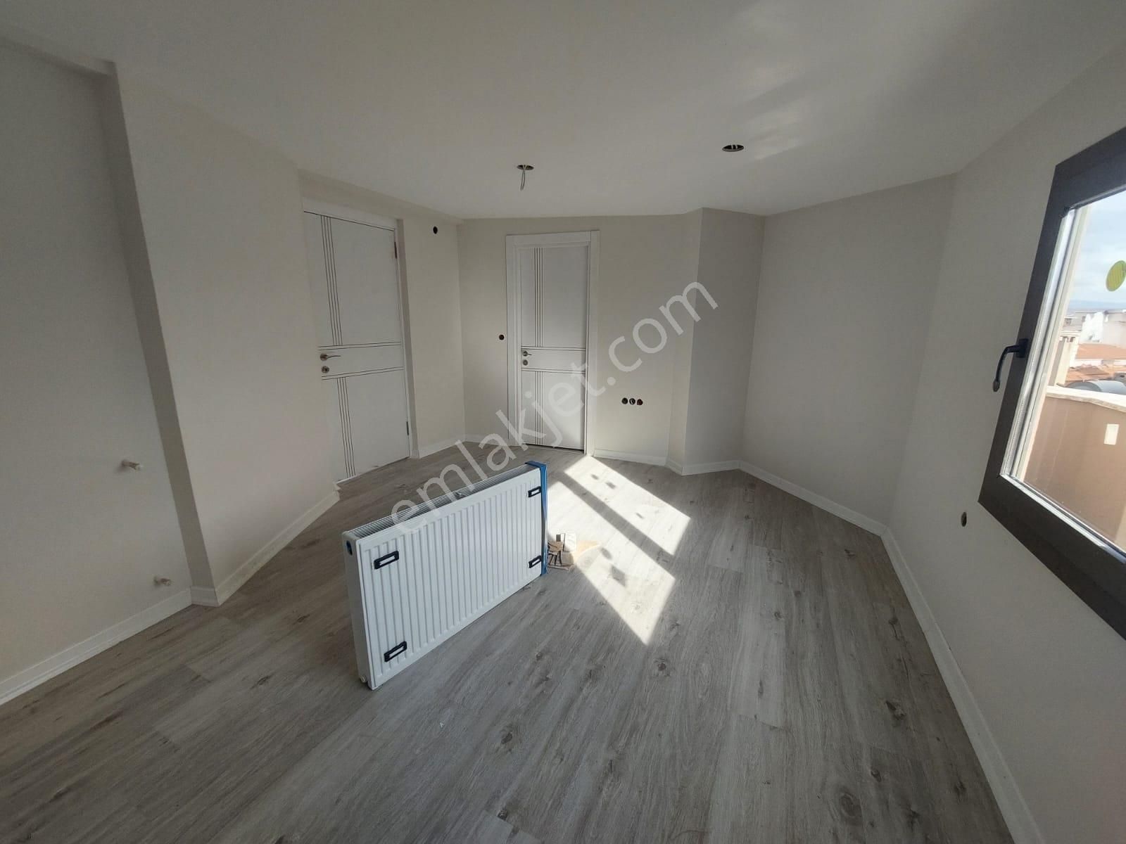 Karşıyaka Alaybey Çarşıda Satılık 3+1 Dubleks Daire - Görsel 6