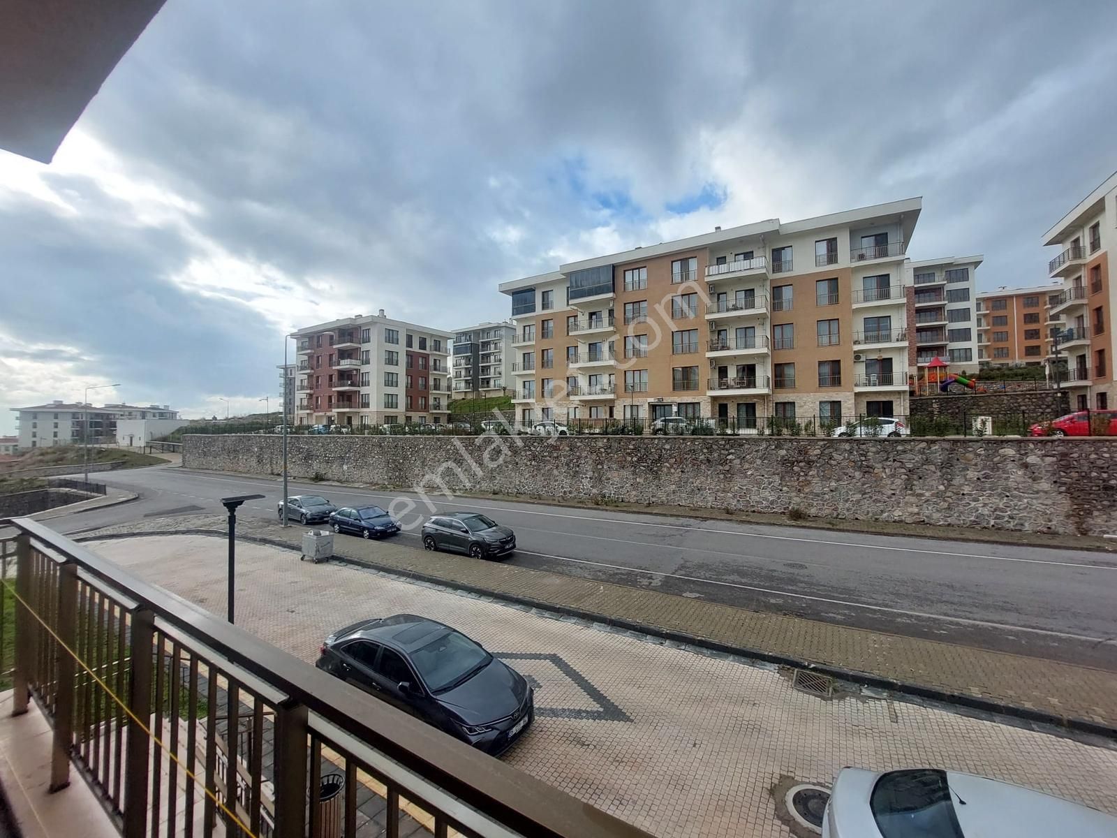 İzmir Şehir Hastanesine Yakın Toki 6.etap 3+1 Kiralık Daire - Görsel 3