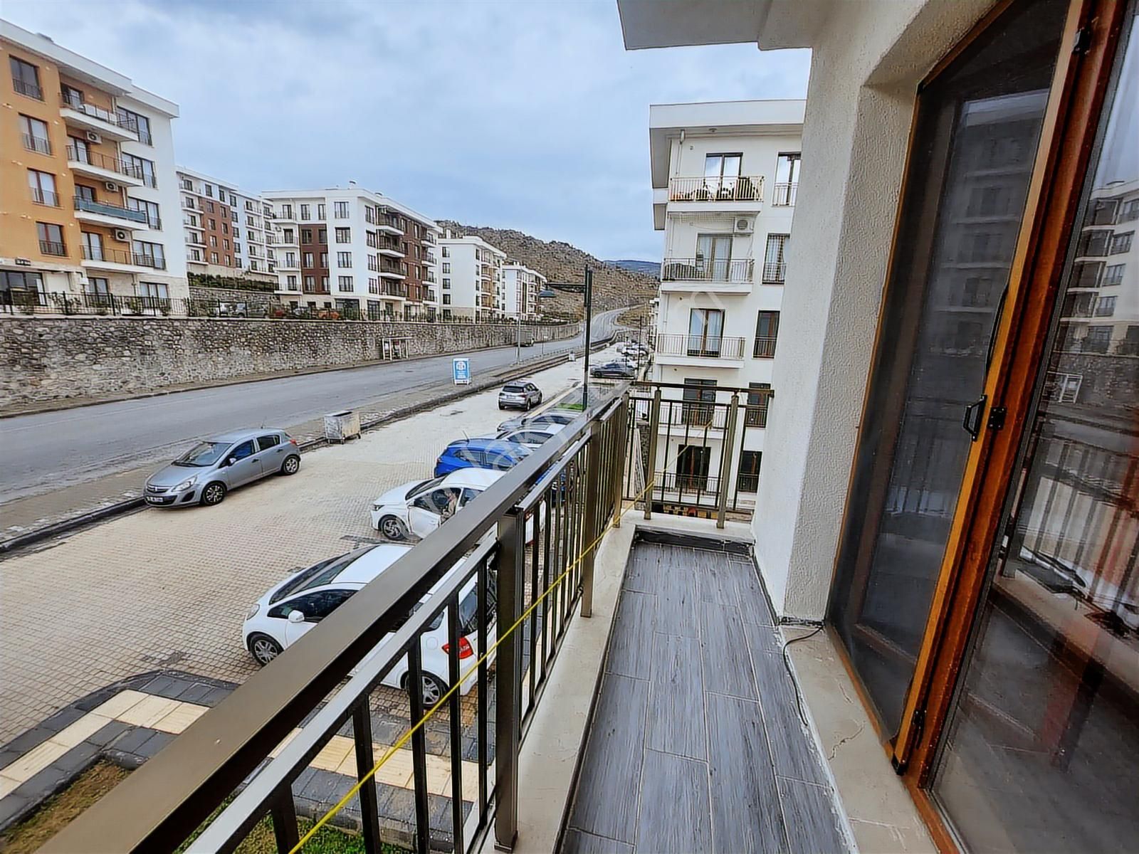 İzmir Şehir Hastanesine Yakın Toki 6.etap 3+1 Kiralık Daire - Görsel 15