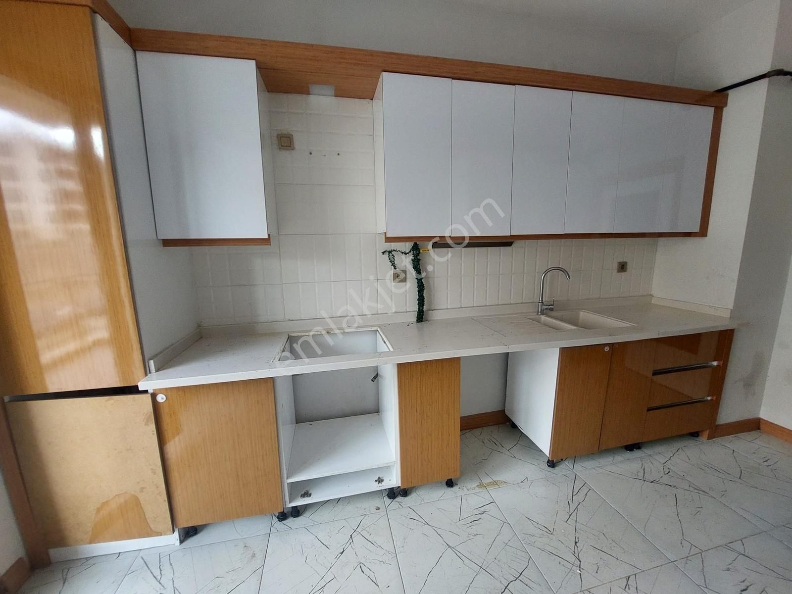 İzmir Şehir Hastanesine Yakın Toki 6.etap 3+1 Kiralık Daire - Görsel 27