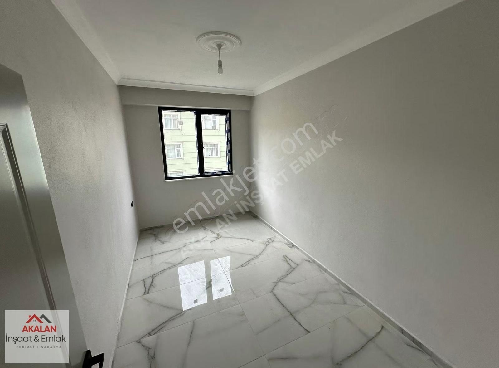 Ferizli Merkez'de Sıfır Binada Ara Kat Asansörlü 2+1 Kiralık - Görsel 20