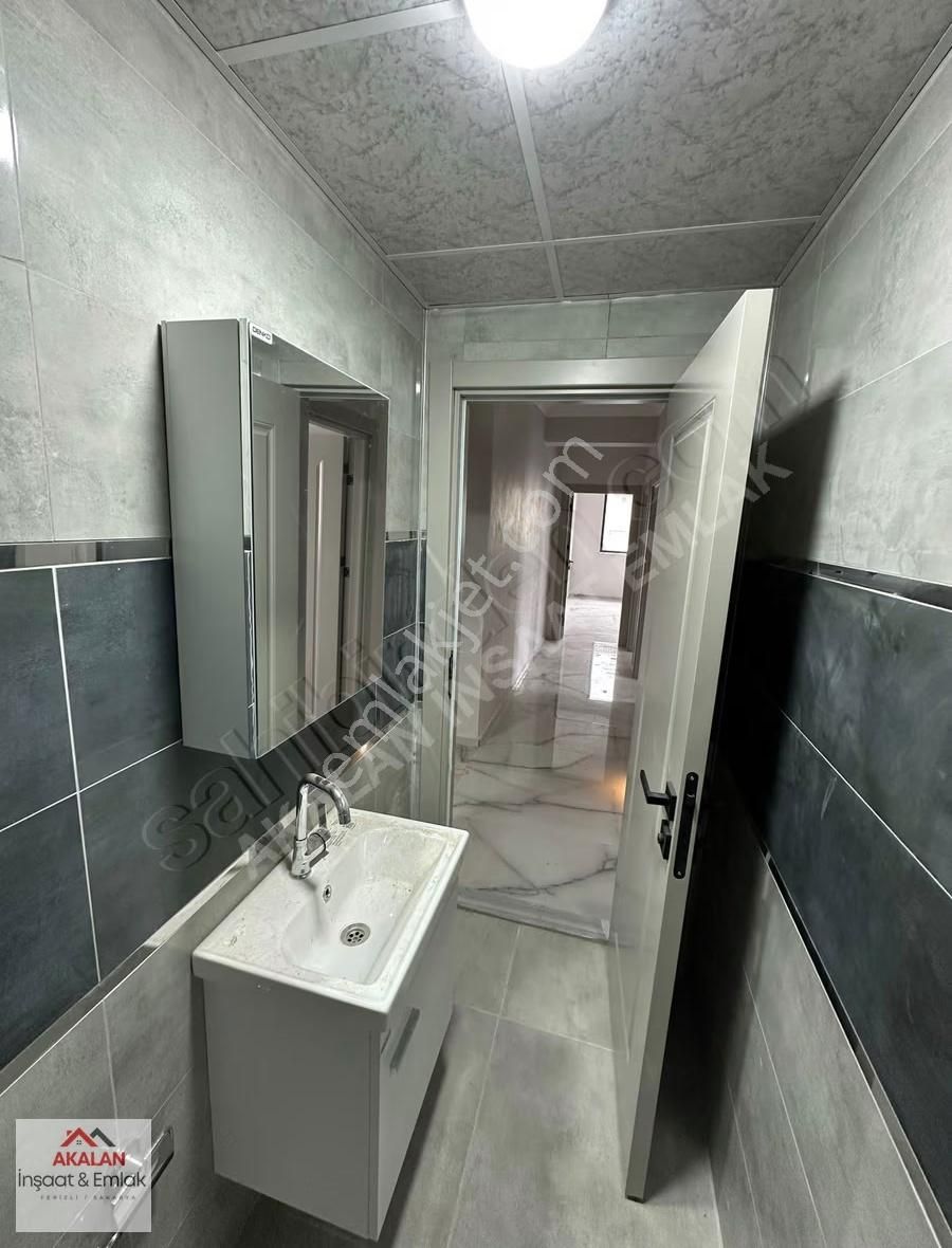 Ferizli Merkez'de Sıfır Binada Ara Kat Asansörlü 2+1 Kiralık - Görsel 9