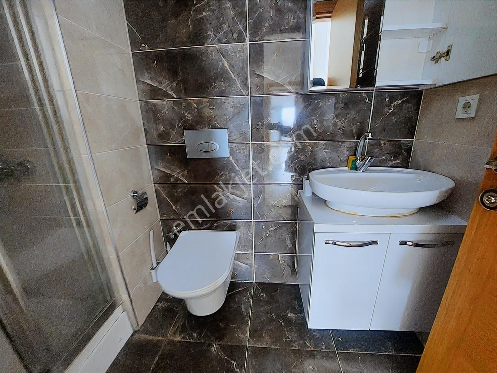 Karşıyaka İmbatlı Mah.ege Ünv. Diş Pol. Yanı 3+1 Satılık Daire - Görsel 3