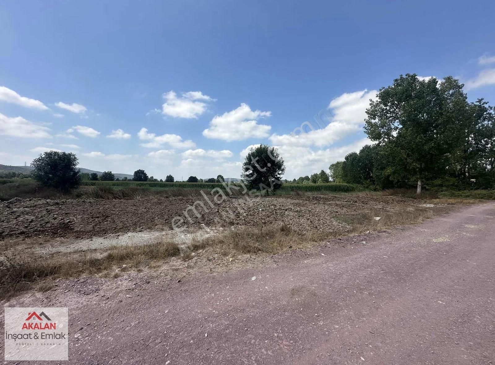 Adapazarı - Karasu Yoluna Yakın Tren Yoluna Cephe 866 M2 Yatırım