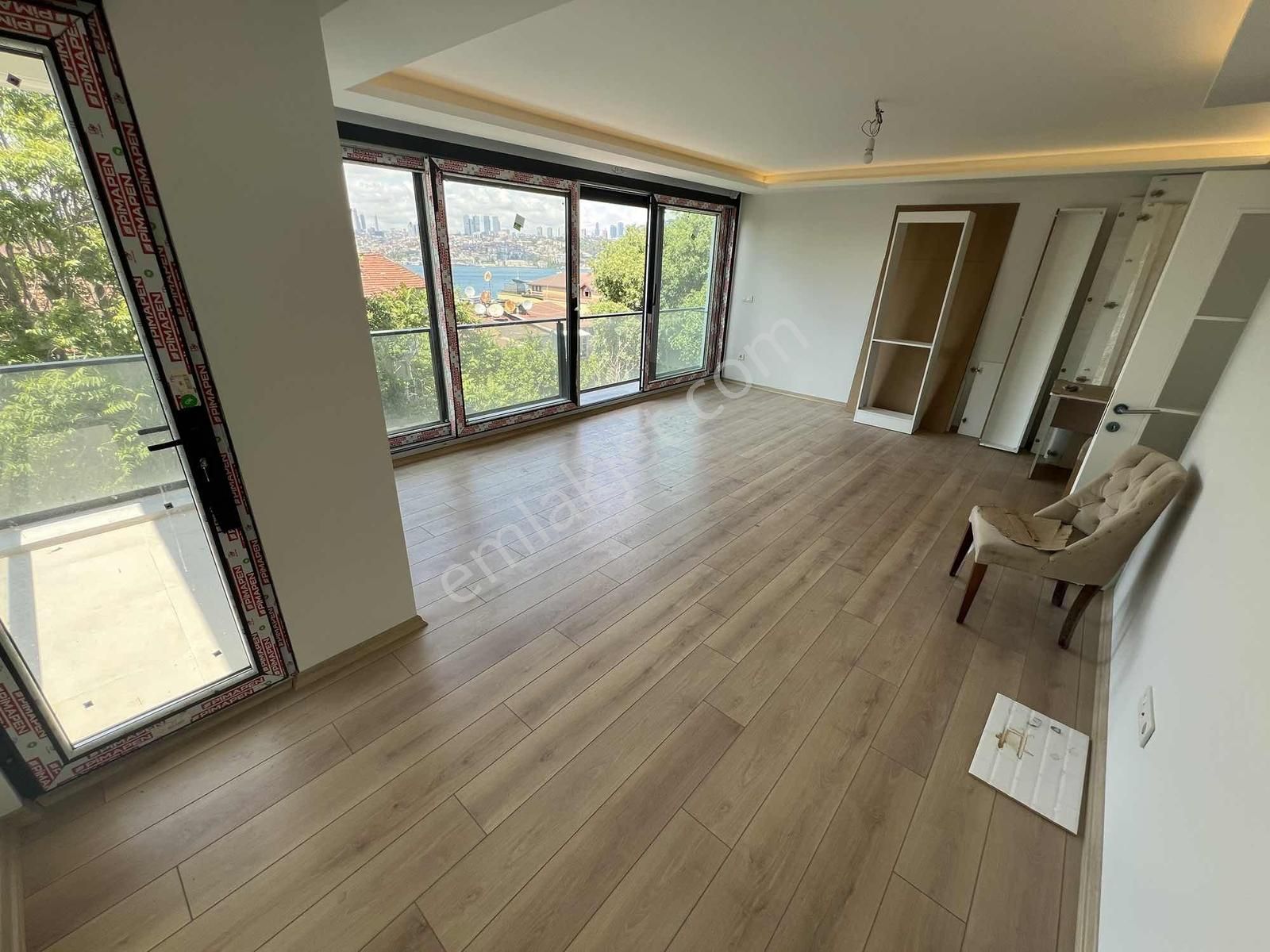 Aktaş'tan Üsküdar Sultantepede Sıfır 3+1 Otoparklı Manzaralı - Görsel 27