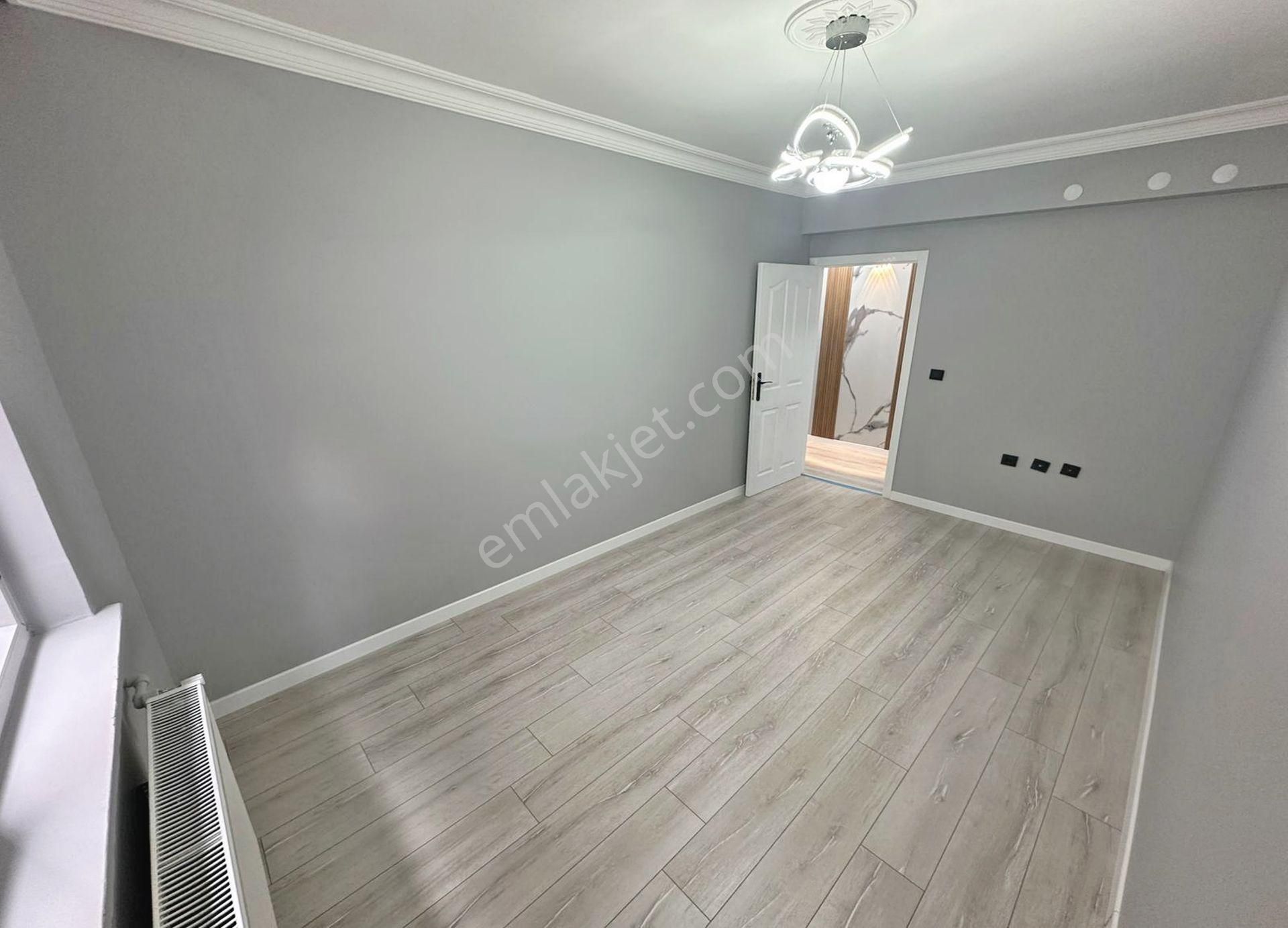 Demircilerde Full + Full Yapılı Altında 3 Kat Var Kiralık 3+1 - Görsel 26