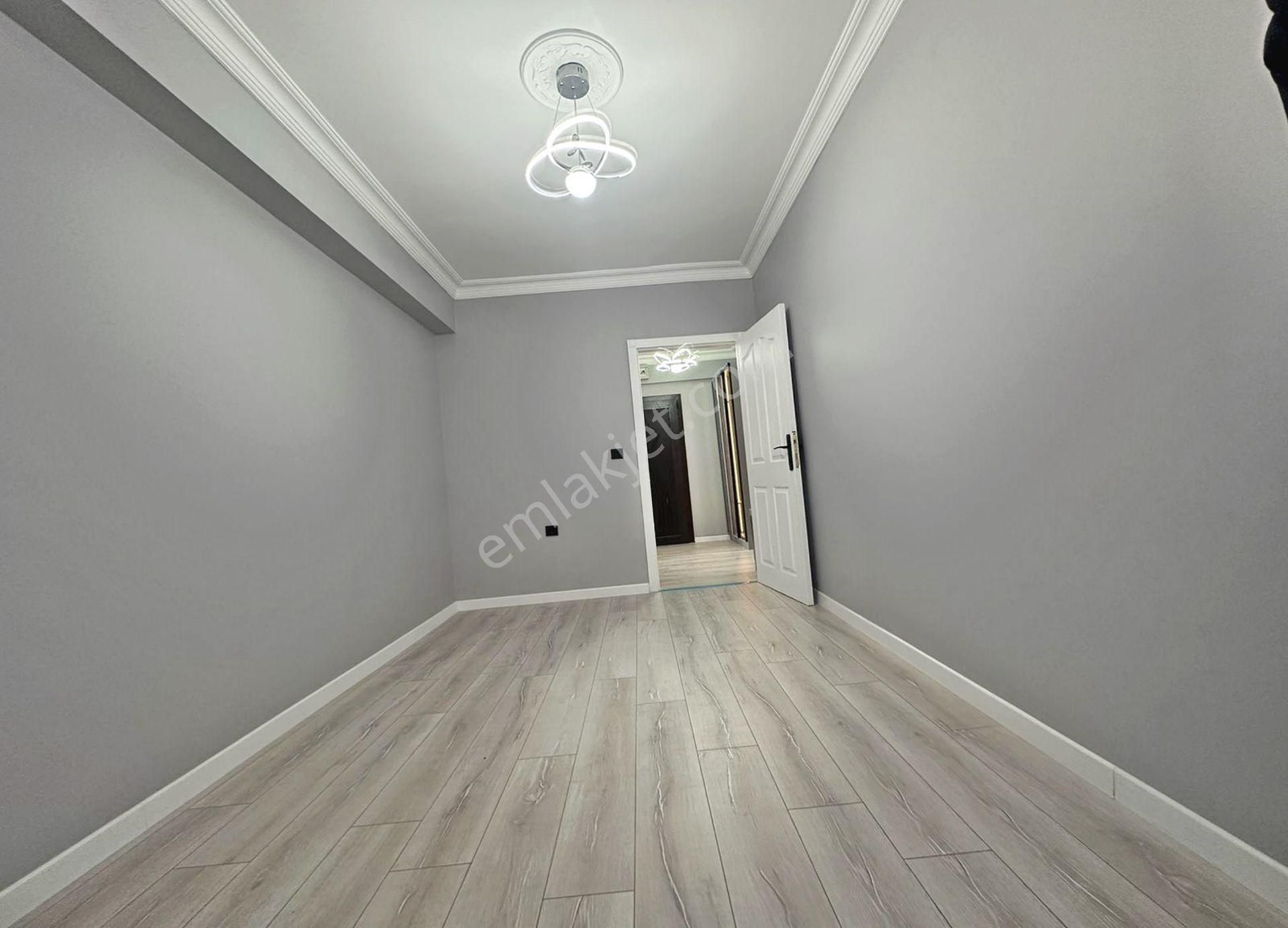 Demircilerde Full + Full Yapılı Altında 3 Kat Var Kiralık 3+1 - Görsel 20