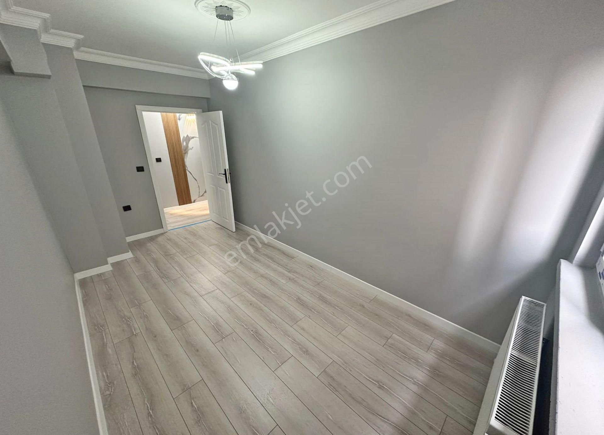 Demircilerde Full + Full Yapılı Altında 3 Kat Var Kiralık 3+1 - Görsel 22