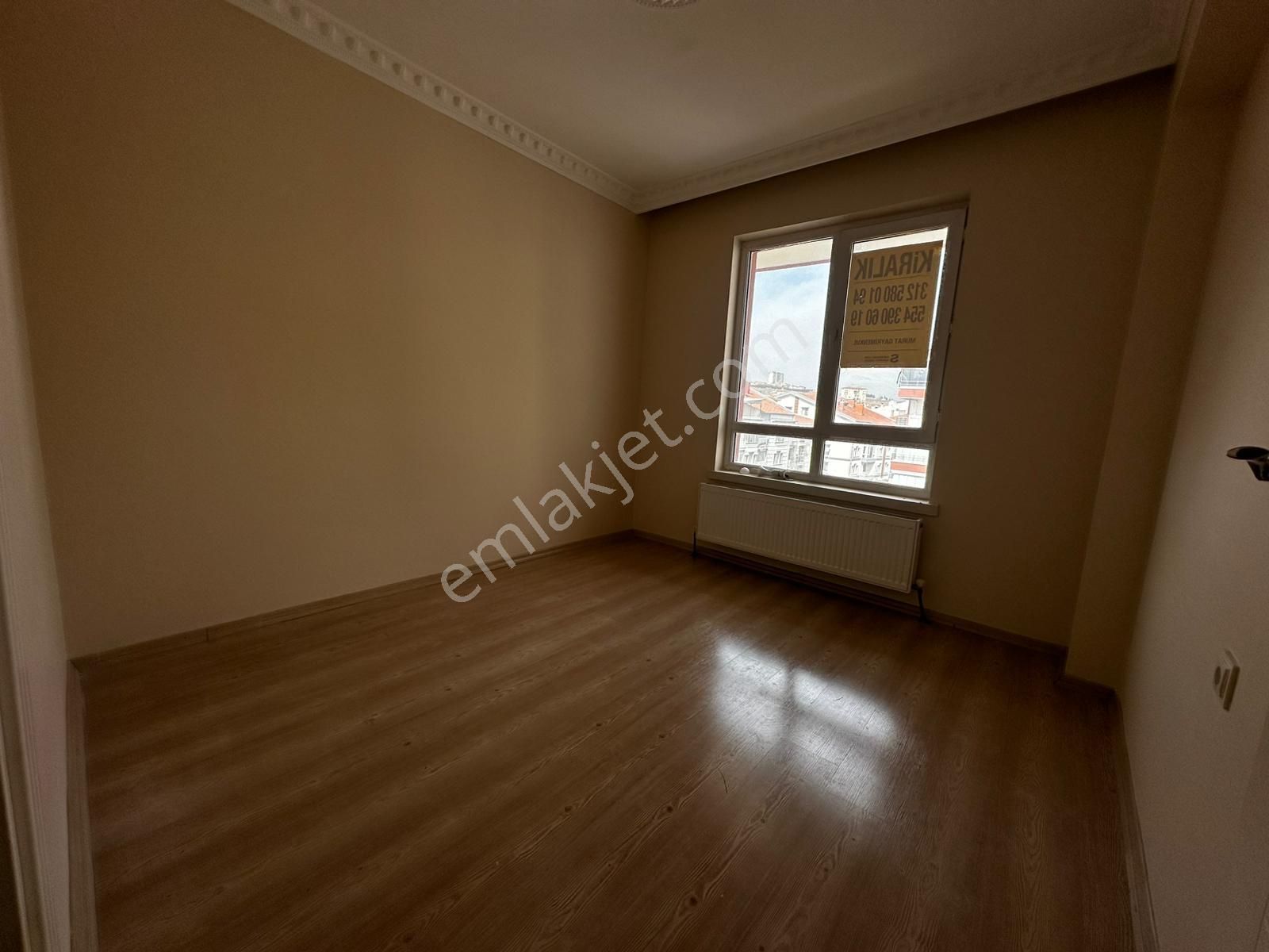 Demircilerde Genç Binada Üst Katta Kiralık 3+1 - Görsel 24