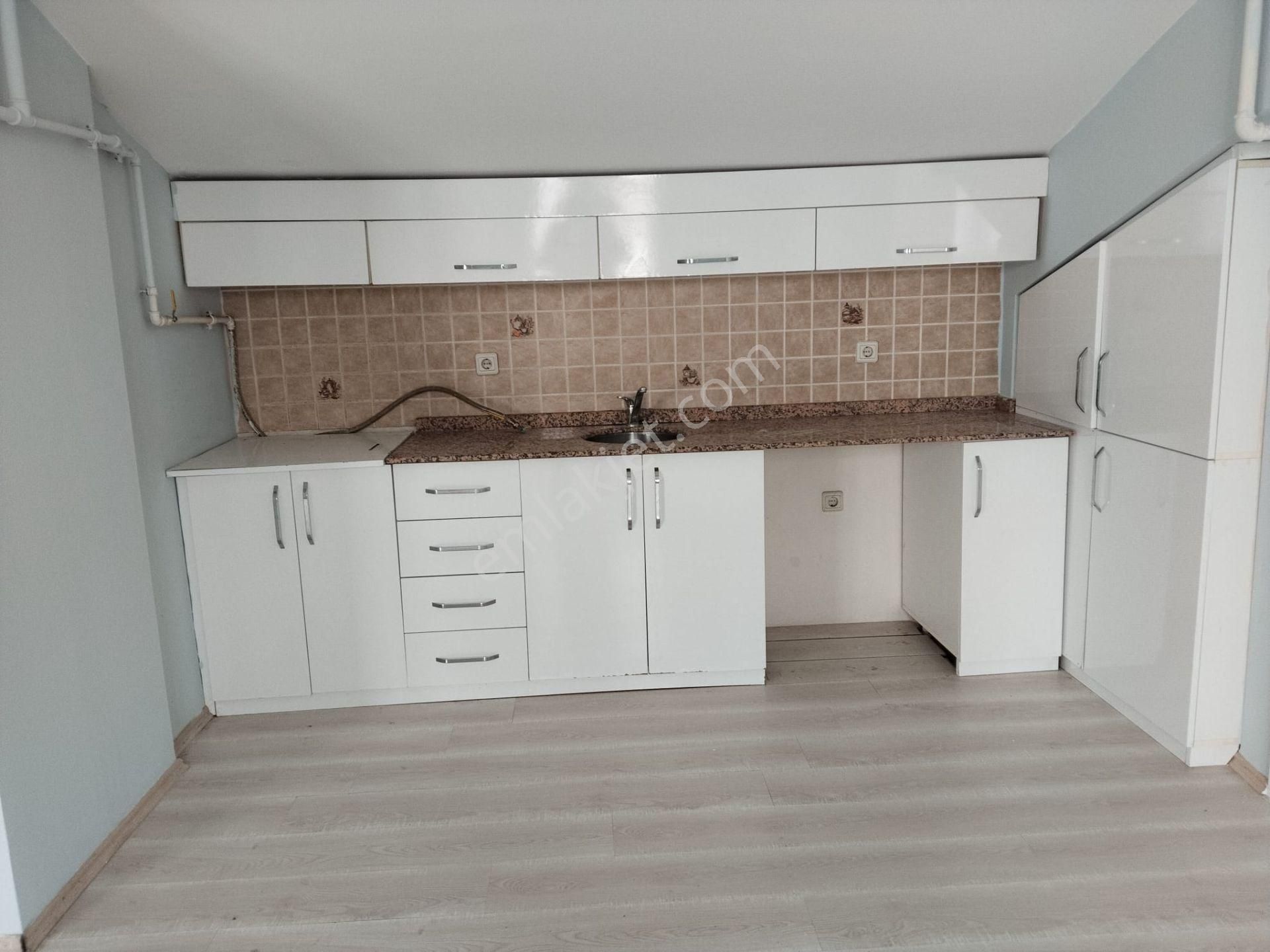 Century 21 Vizyondan Esogü Yakınında Kiralık 4+1 Daire - Görsel 9