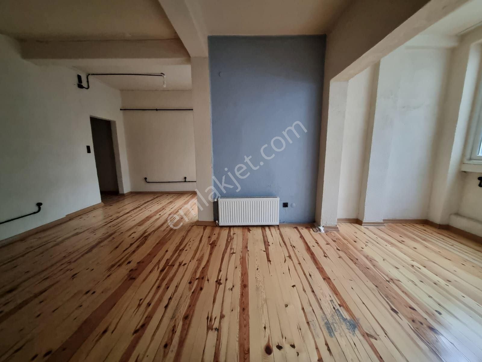 Bahariye Caddesinde 1. Katta Satılık Teraslı Ofis - Görsel 33