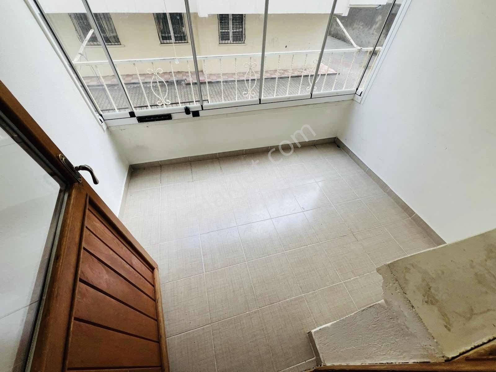 Şentürk Gayrimenkul'den**kat Konumunda**altı Daire**3+1 - Görsel 31