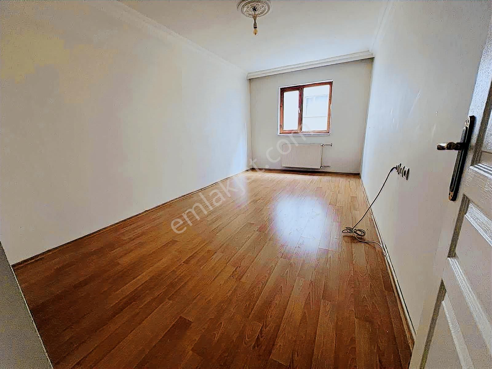 Şentürk Gayrimenkul'den**kat Konumunda**altı Daire**3+1 - Görsel 19