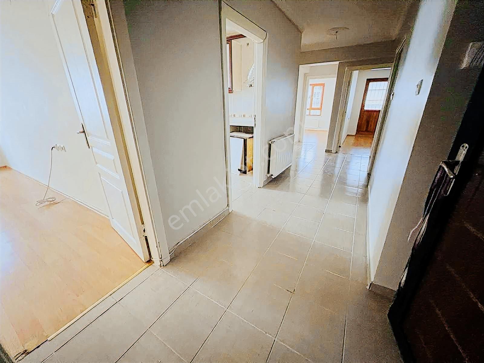 Şentürk Gayrimenkul'den**kat Konumunda**altı Daire**3+1 - Görsel 20