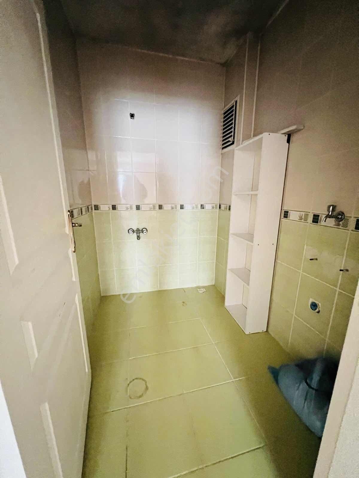 Şentürk Gayrimenkul'den**kat Konumunda**altı Daire**3+1 - Görsel 7