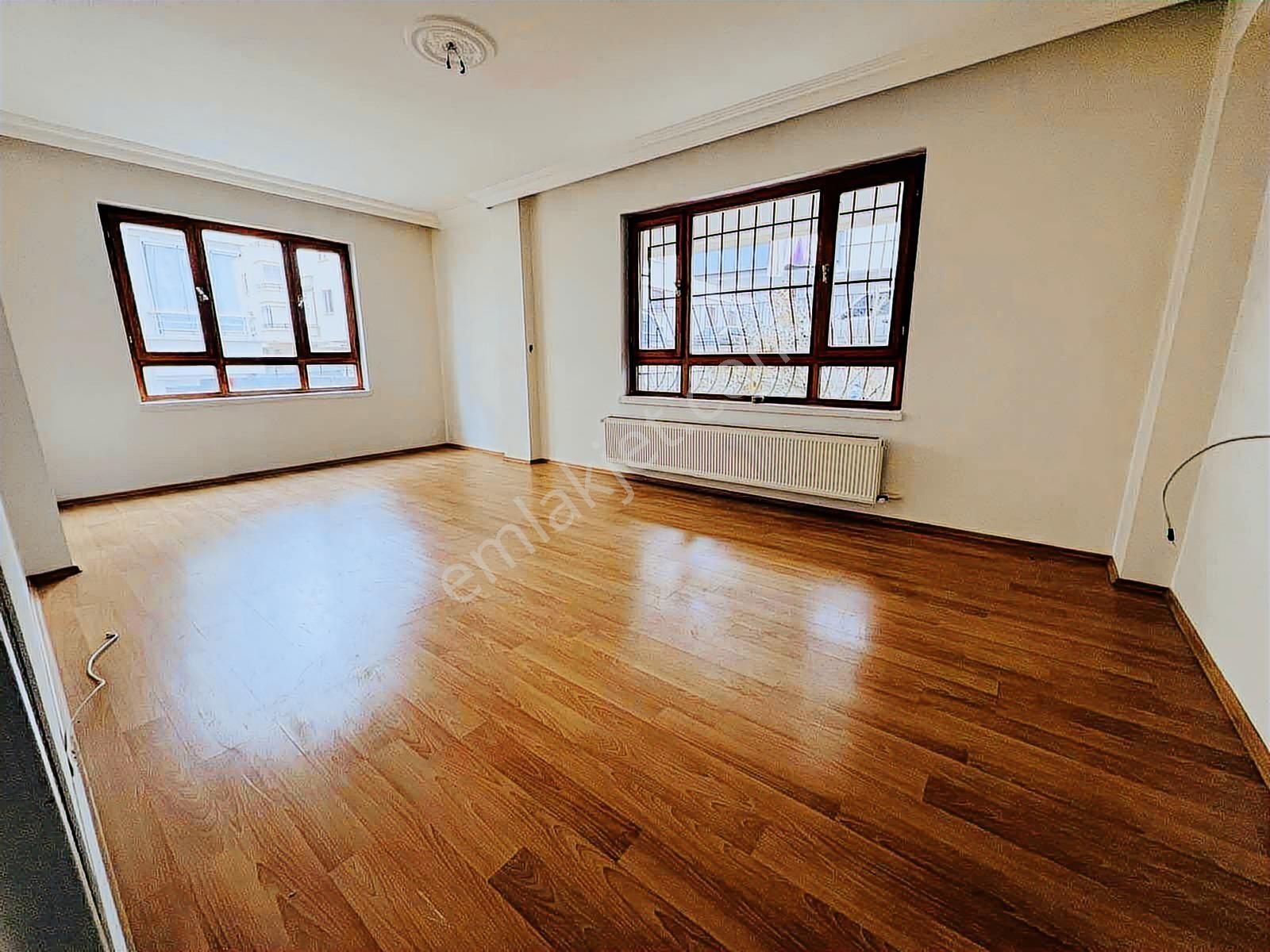 Şentürk Gayrimenkul'den**kat Konumunda**altı Daire**3+1 - Görsel 15