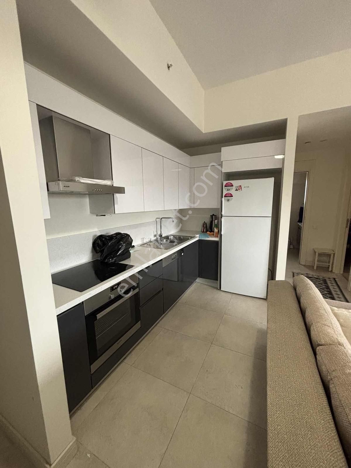 Kaan Emlaktan Sinpaş Ta 1 + 1 Full Eşyalı Ultra Lüks Daire - Görsel 13