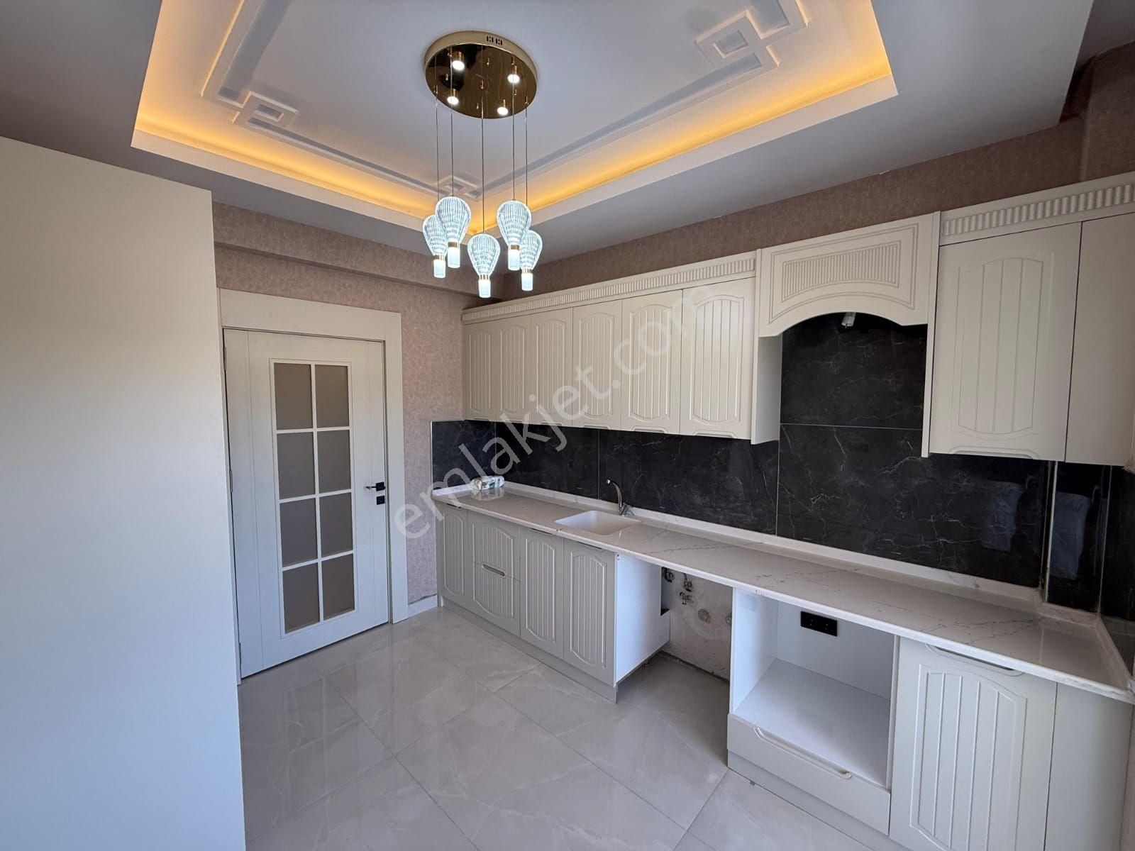 Akçe'den Yatırıma Uygun Ana Yol Üstü Sıfır Ultra Lüx Daire