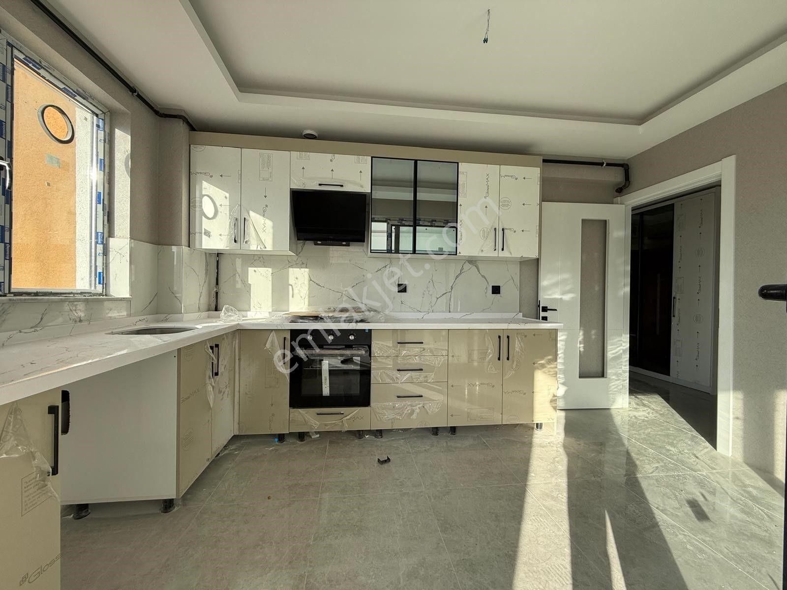 Nasip'ten Kaçırılmayacak Teras Balkonlu Altdan Isıtmalı 2+1