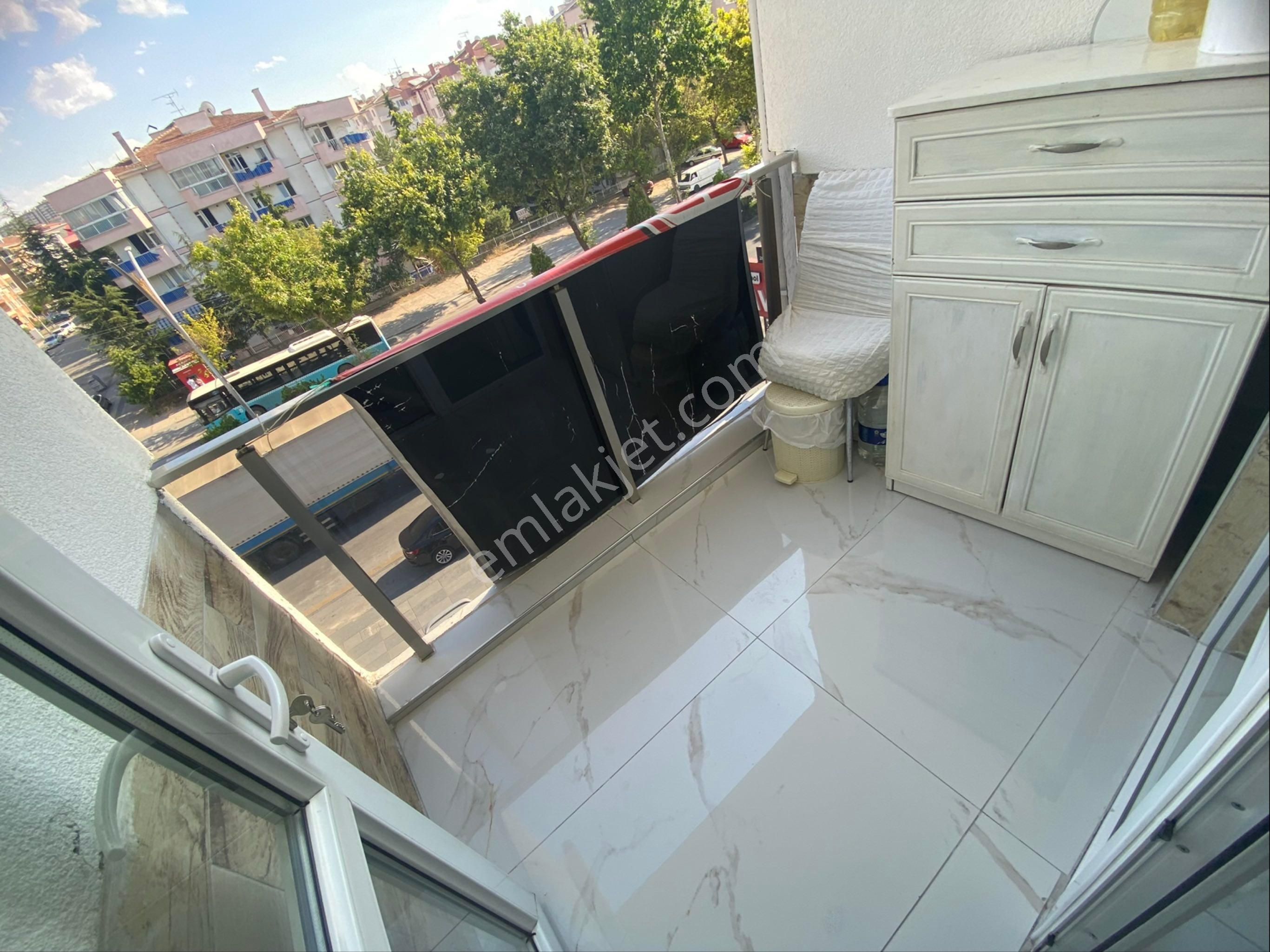 Torun^dan Ahimesut Blv.ultralüx Yapılı E.banyolu Ön Cephe 3+1 - Görsel 5