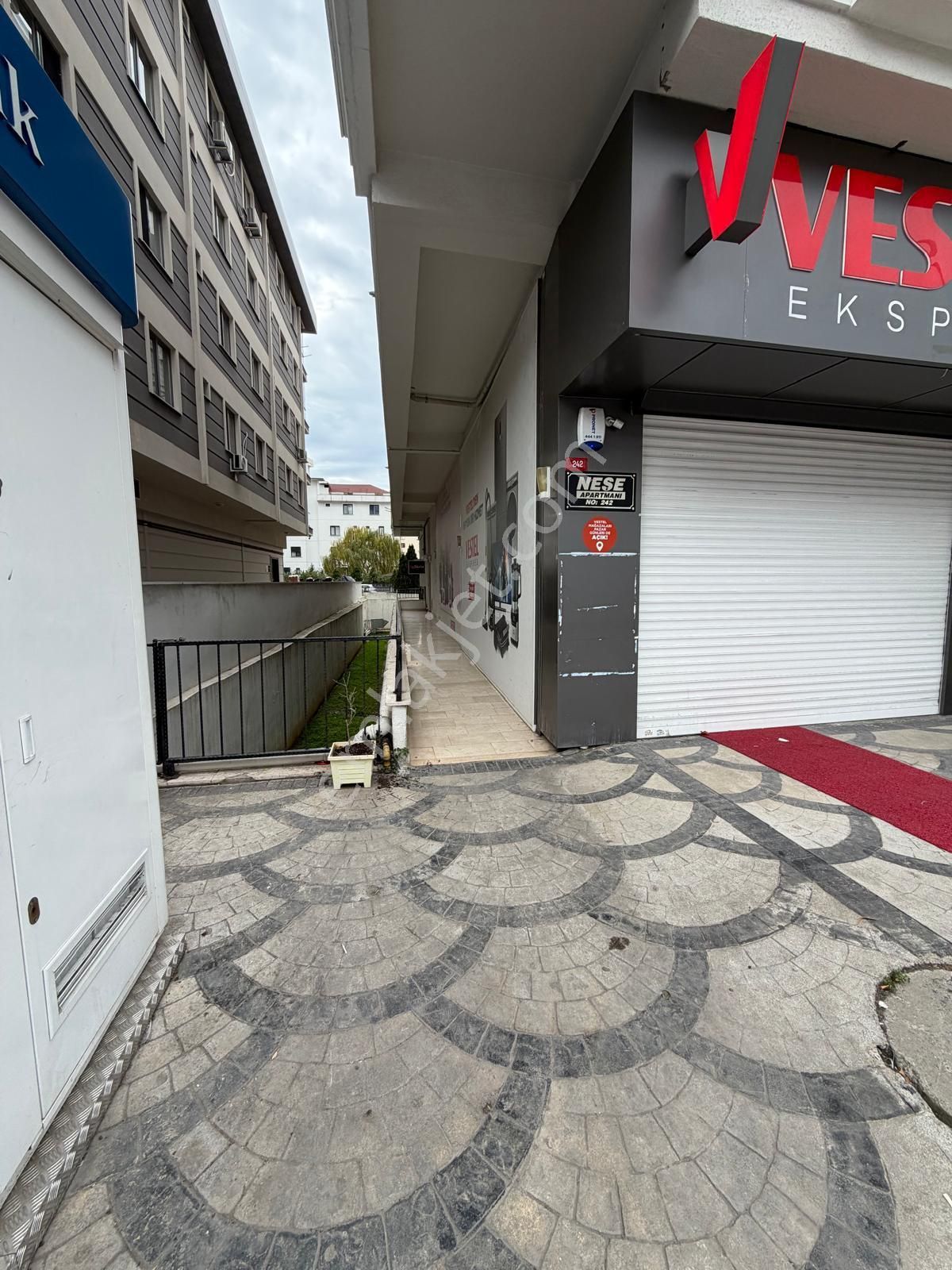 İdealtepe'de Minibüs Caddesi'nde 70m2 Kiralık Ofis Veya Dükkan - Görsel 14