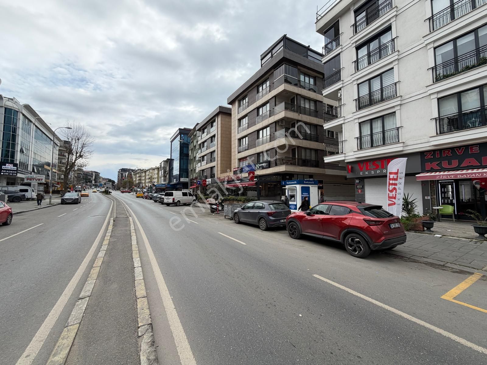 İdealtepe'de Minibüs Caddesi'nde 70m2 Kiralık Ofis Veya Dükkan - Görsel 2