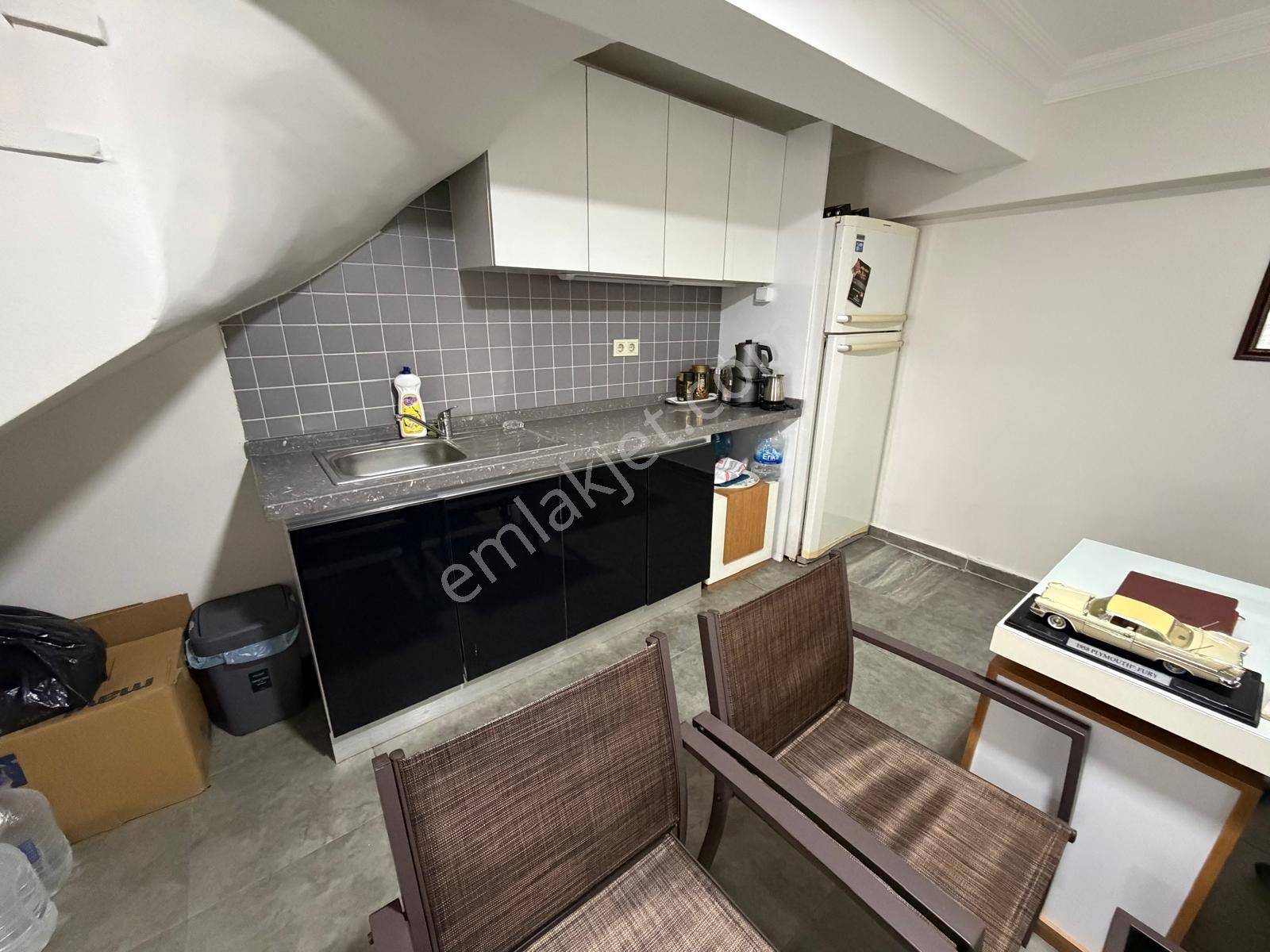 İdealtepe'de Minibüs Caddesi'nde 70m2 Kiralık Ofis Veya Dükkan - Görsel 7