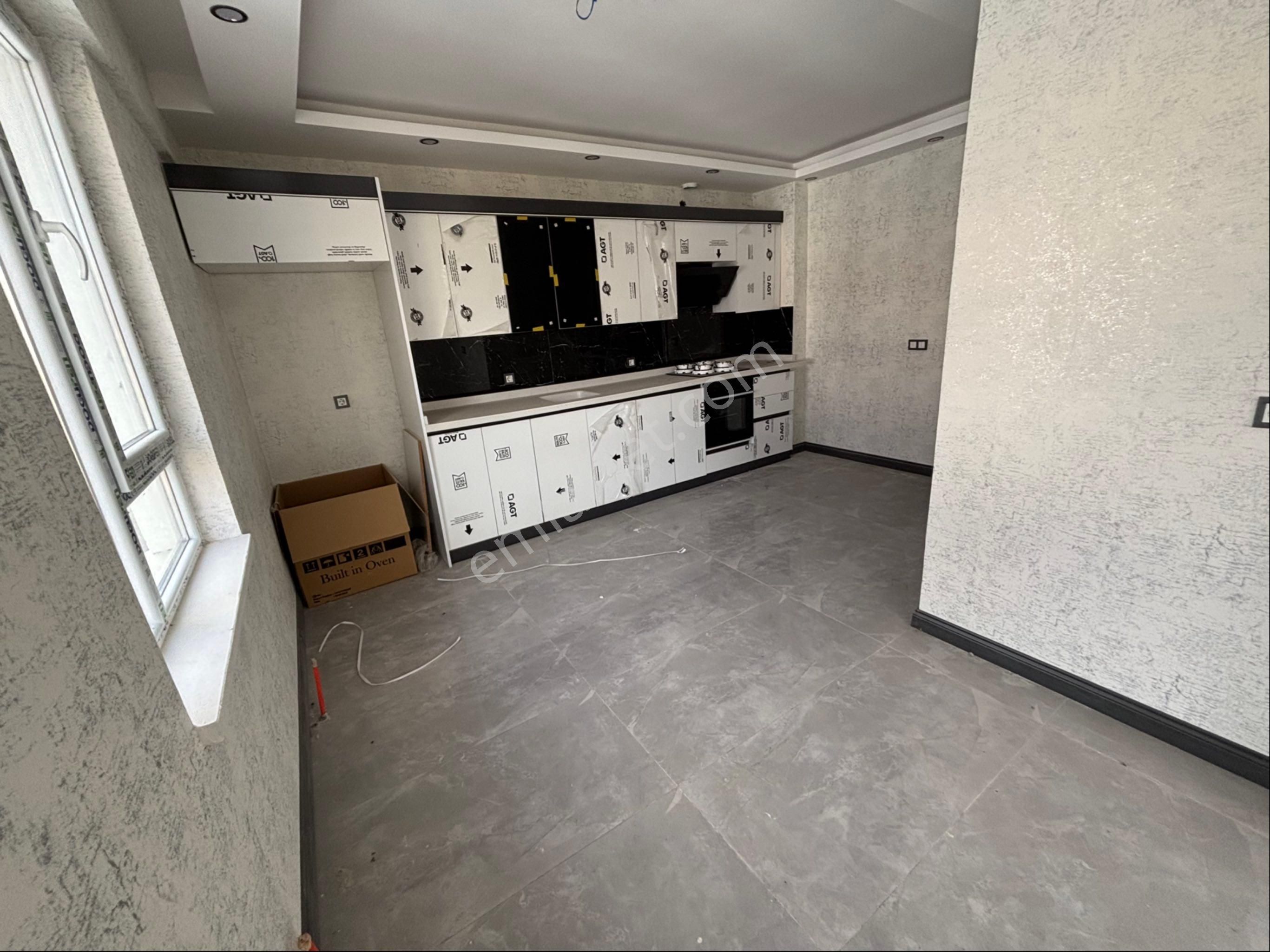 Öz Eda Emlaktan Satılık Fırsat Daire Bağlum Karakaya Da - Görsel 7