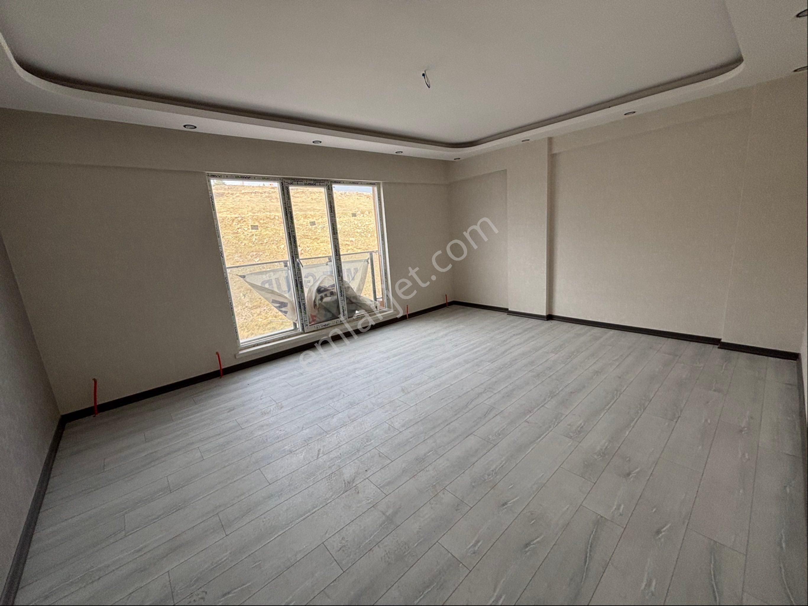 Öz Eda Emlaktan Satılık Fırsat Daire Bağlum Karakaya Da - Görsel 11