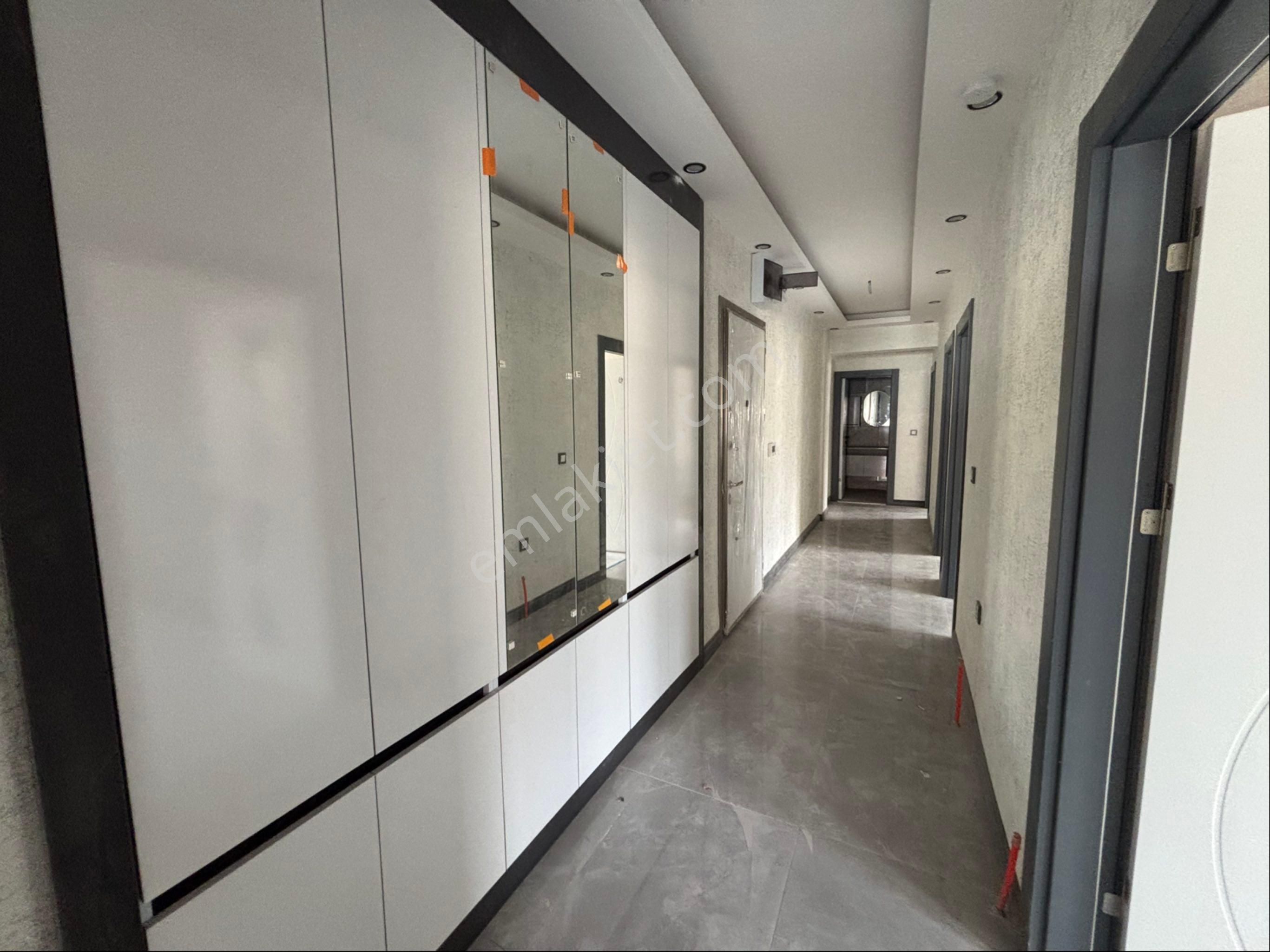 Öz Eda Emlaktan Satılık Fırsat Daire Bağlum Karakaya Da - Görsel 17