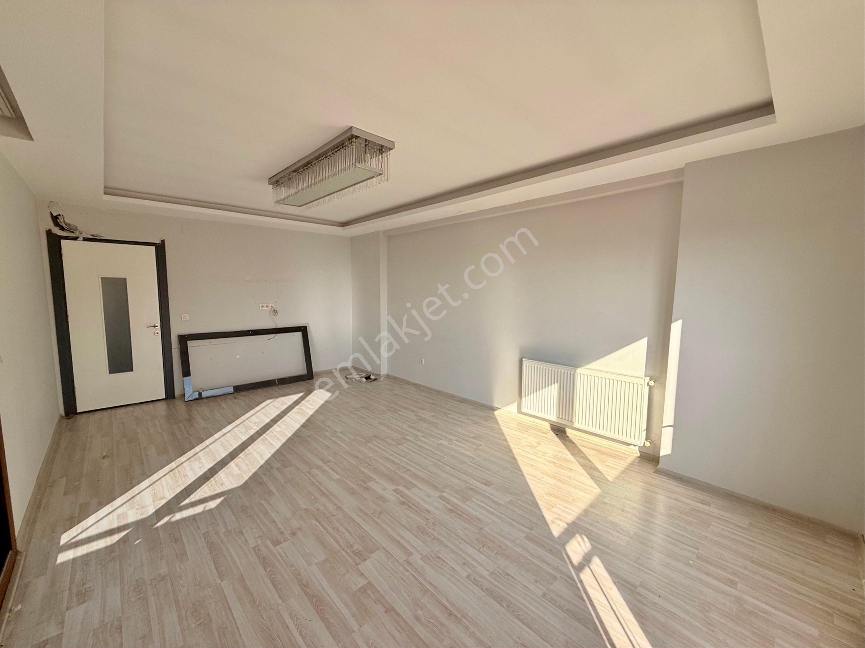 Türkmenbaşı Bulvarı Üzerinde Full Extralı Satılık Daire - Görsel 4