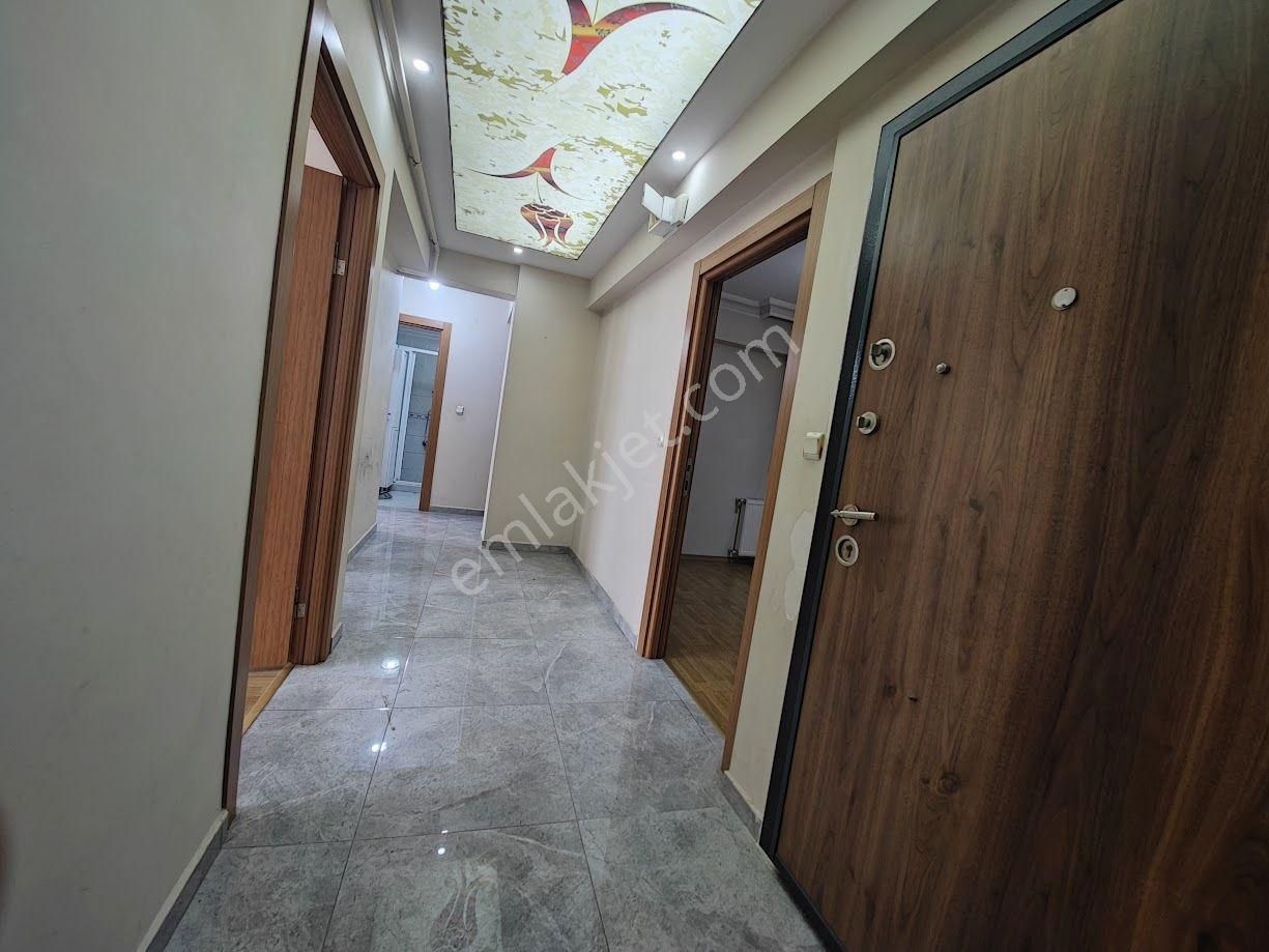 Yıldız Dan Önü Açık Ferah Kredili 3+1 Ara Kat Daire - Görsel 4