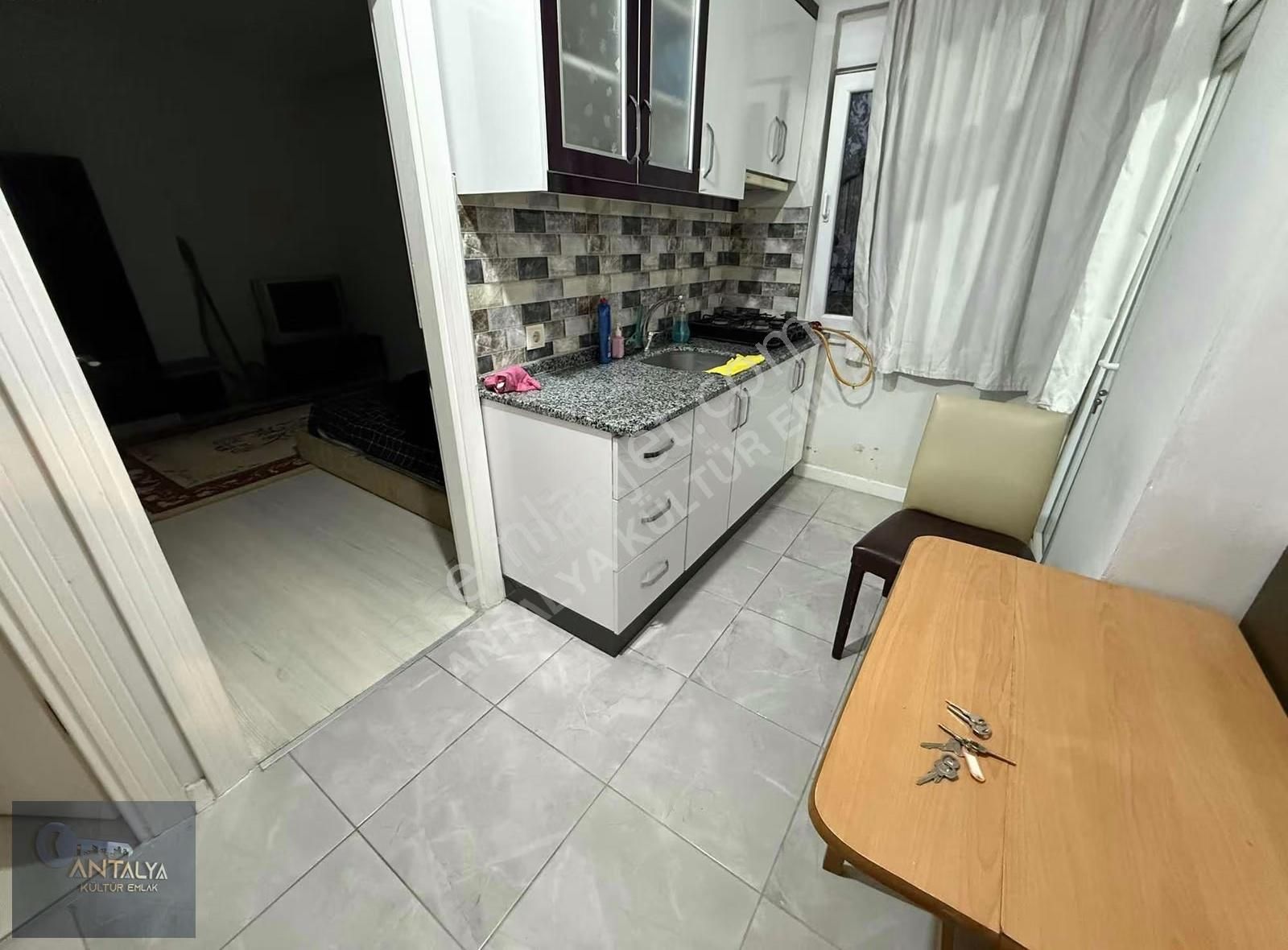 Ahatlı Mahallesinde 2+1 Eşyalı - Görsel 8
