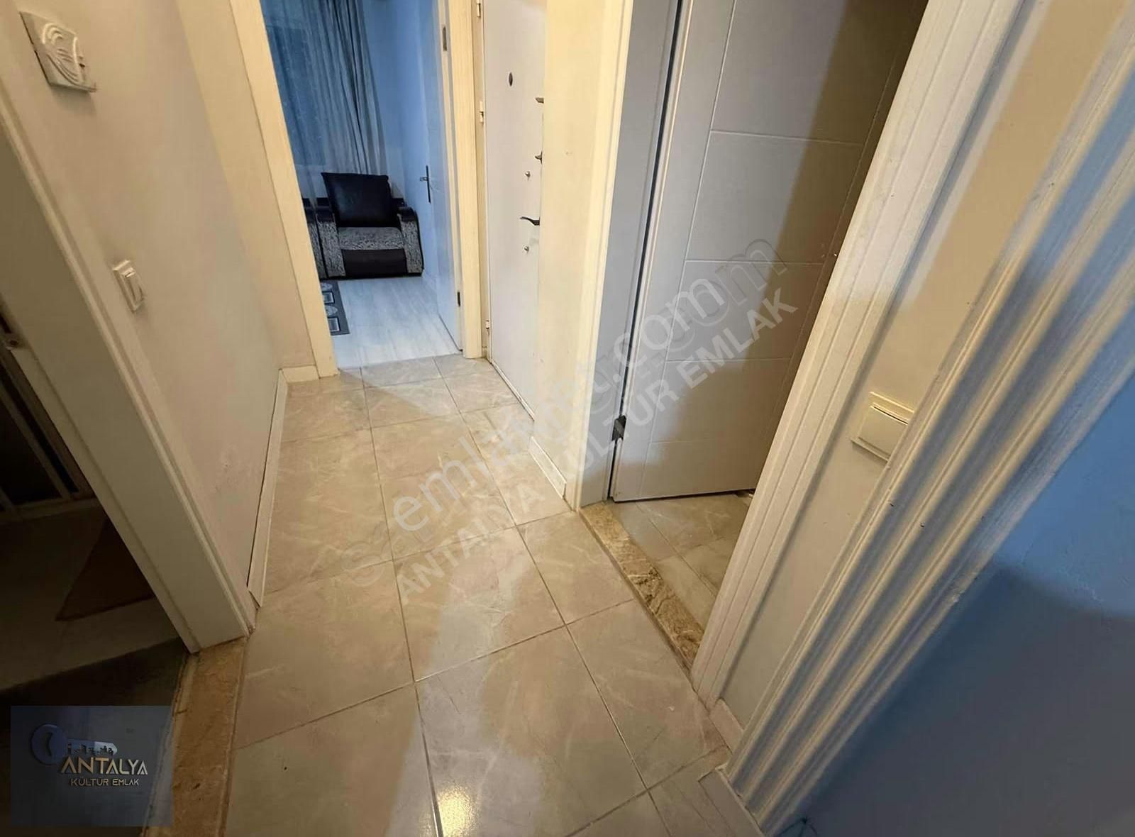 Ahatlı Mahallesinde 2+1 Eşyalı - Görsel 2