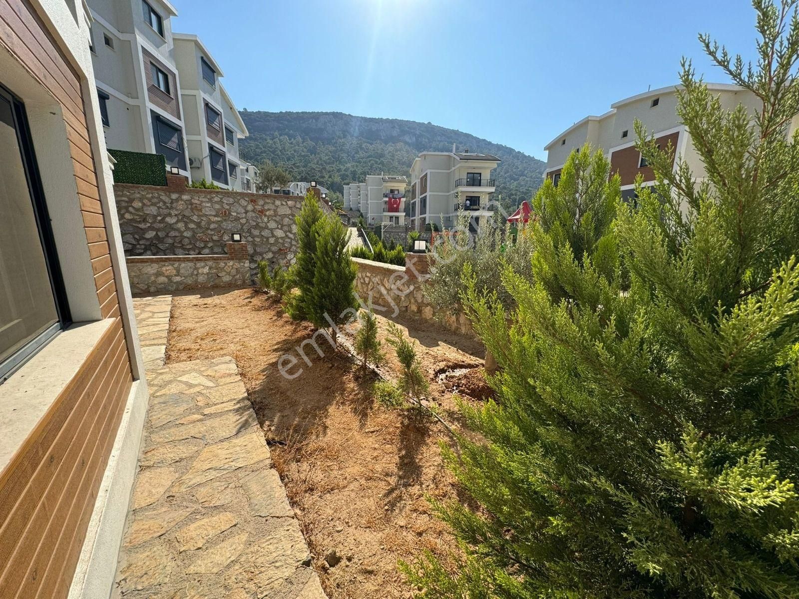 Didim Akbük’te Havuzlu Site İçerisinde Bahçeli 2+1 Daire Fiyat: 4.950.000tl - Görsel 3