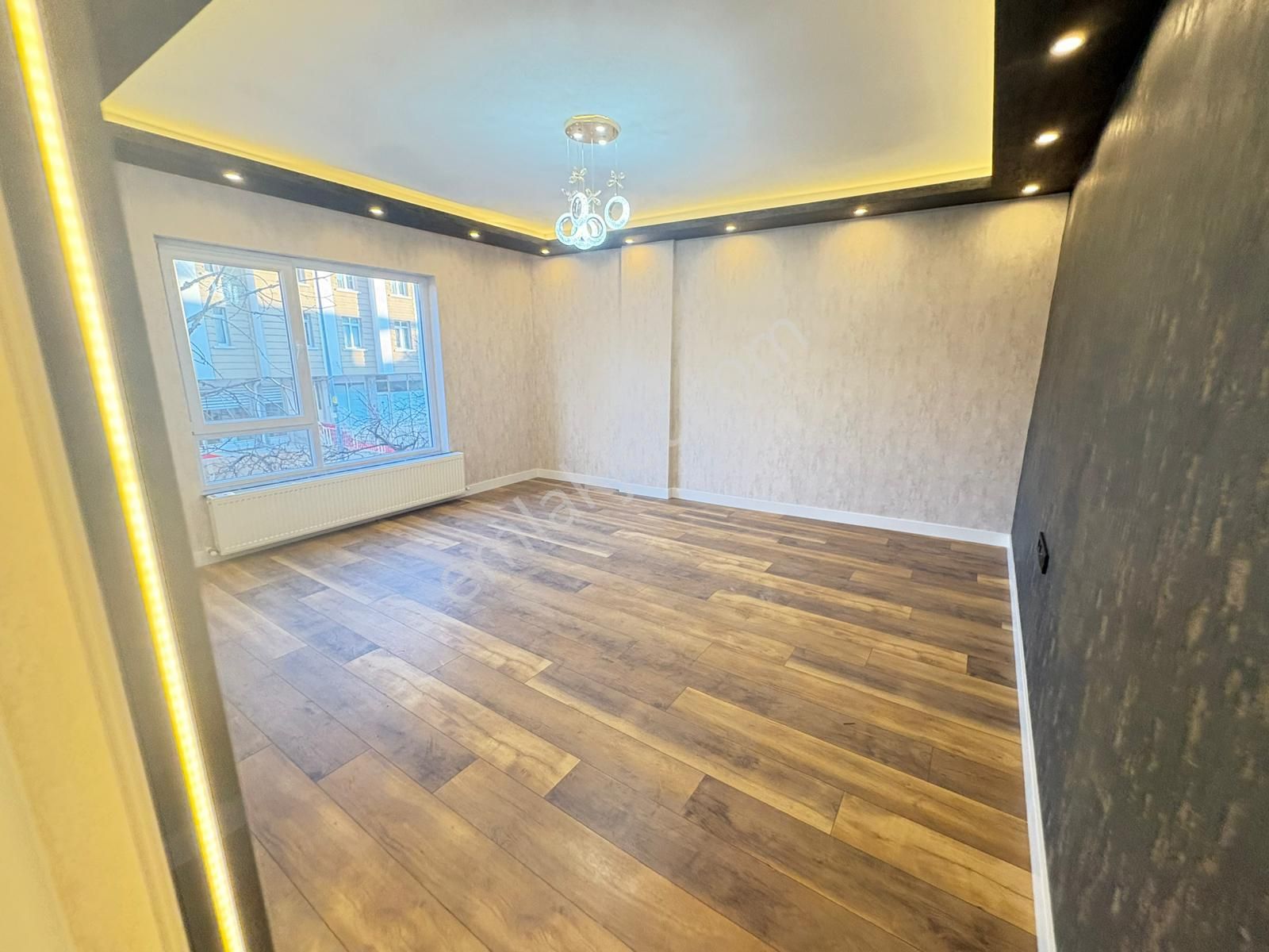 Göral Dikmende Satılık Daire3+1 Orta Katta 3 Cepheli Ful Yapılı - Görsel 17