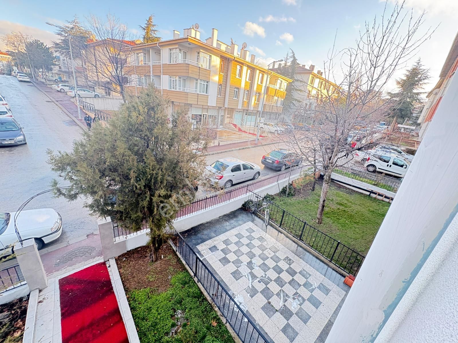 Göral Dikmende Satılık Daire3+1 Orta Katta 3 Cepheli Ful Yapılı - Görsel 24