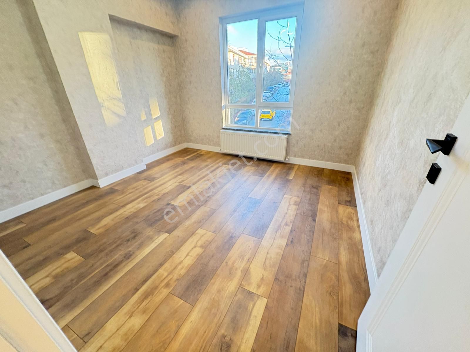 Göral Dikmende Satılık Daire3+1 Orta Katta 3 Cepheli Ful Yapılı - Görsel 15