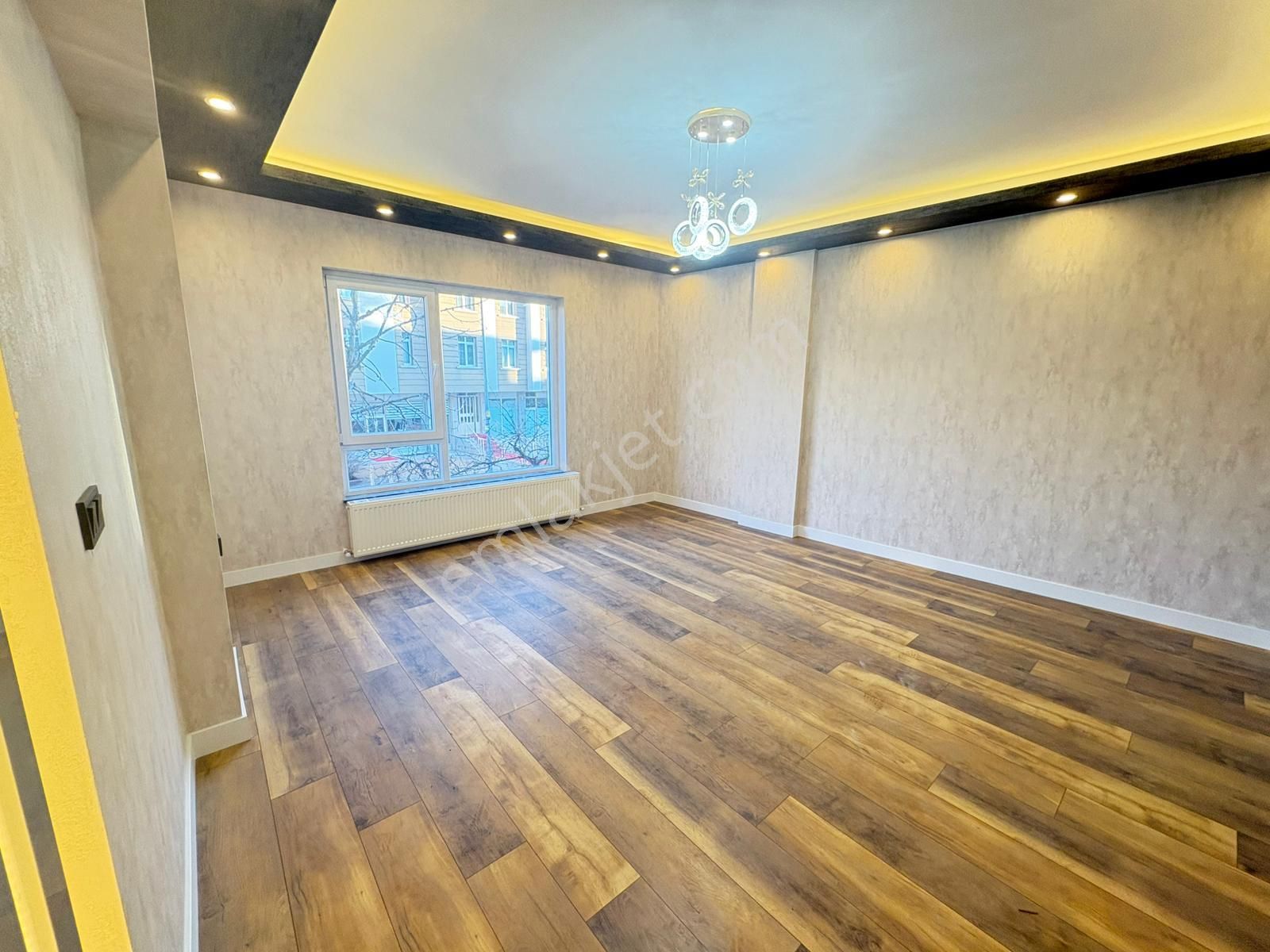 Göral Dikmende Satılık Daire3+1 Orta Katta 3 Cepheli Ful Yapılı - Görsel 11