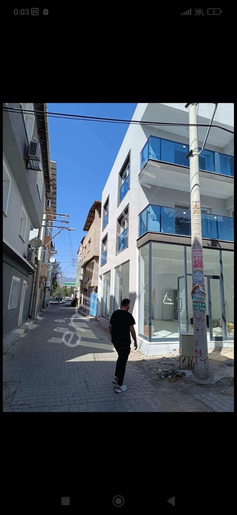 İzmir İşıkkent‘te 120 Metre² Kiralık Dükkan Geniş Kullanışlı Sıfır Masrafsız