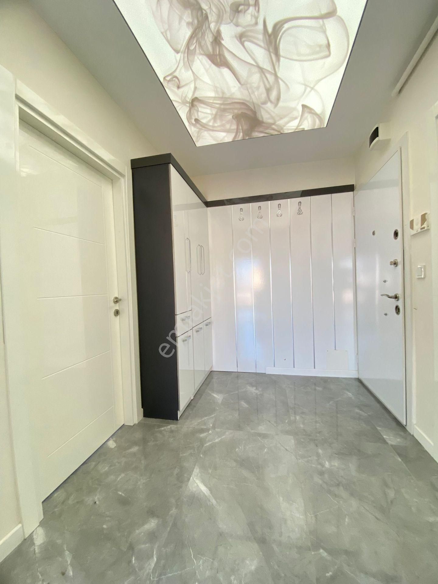 Dikmen 'de Yüksek Krediye Uygun !!! Nakış Sokak’ta Satılık Arakat Ultra Lüks Manzaralı Daire - Görsel 13