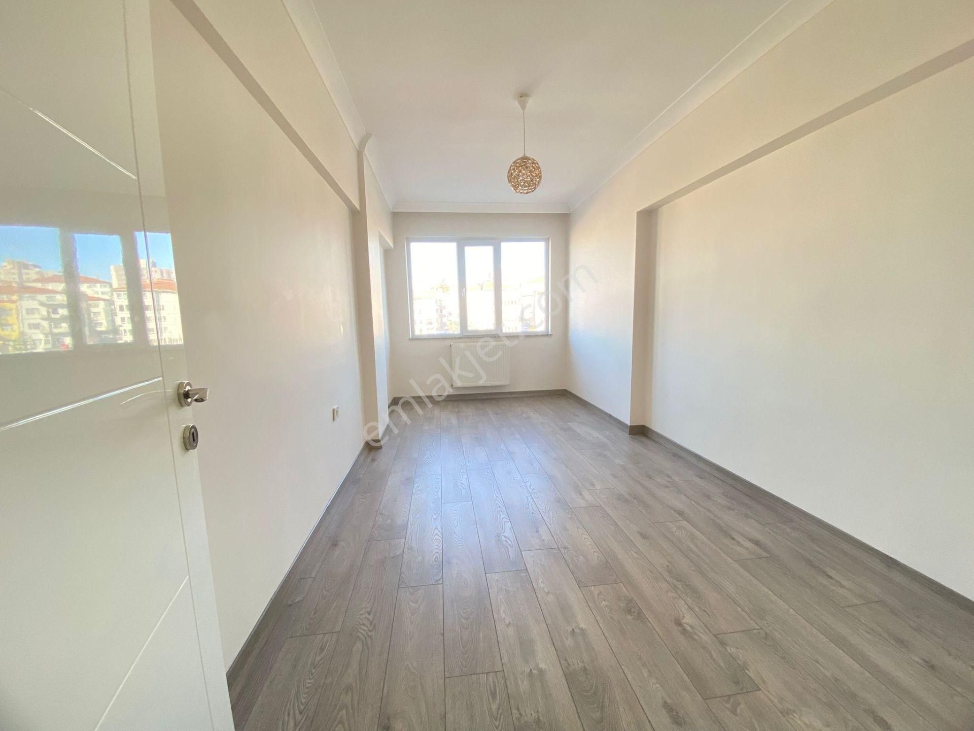 Dikmen 'de Yüksek Krediye Uygun !!! Nakış Sokak’ta Satılık Arakat Ultra Lüks Manzaralı Daire - Görsel 11