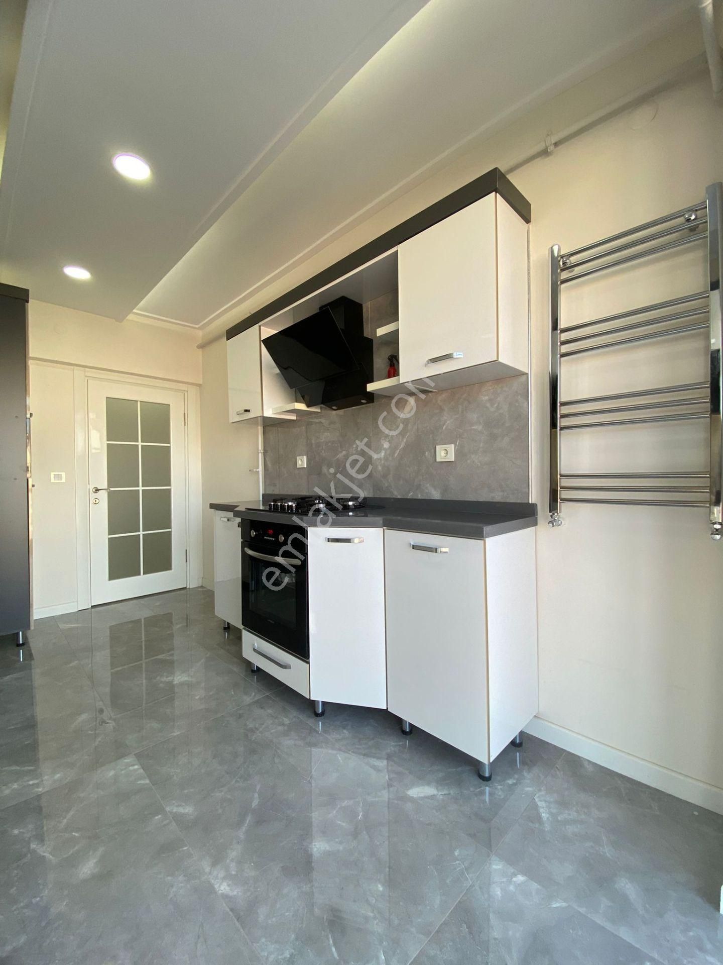 Dikmen 'de Yüksek Krediye Uygun !!! Nakış Sokak’ta Satılık Arakat Ultra Lüks Manzaralı Daire - Görsel 23