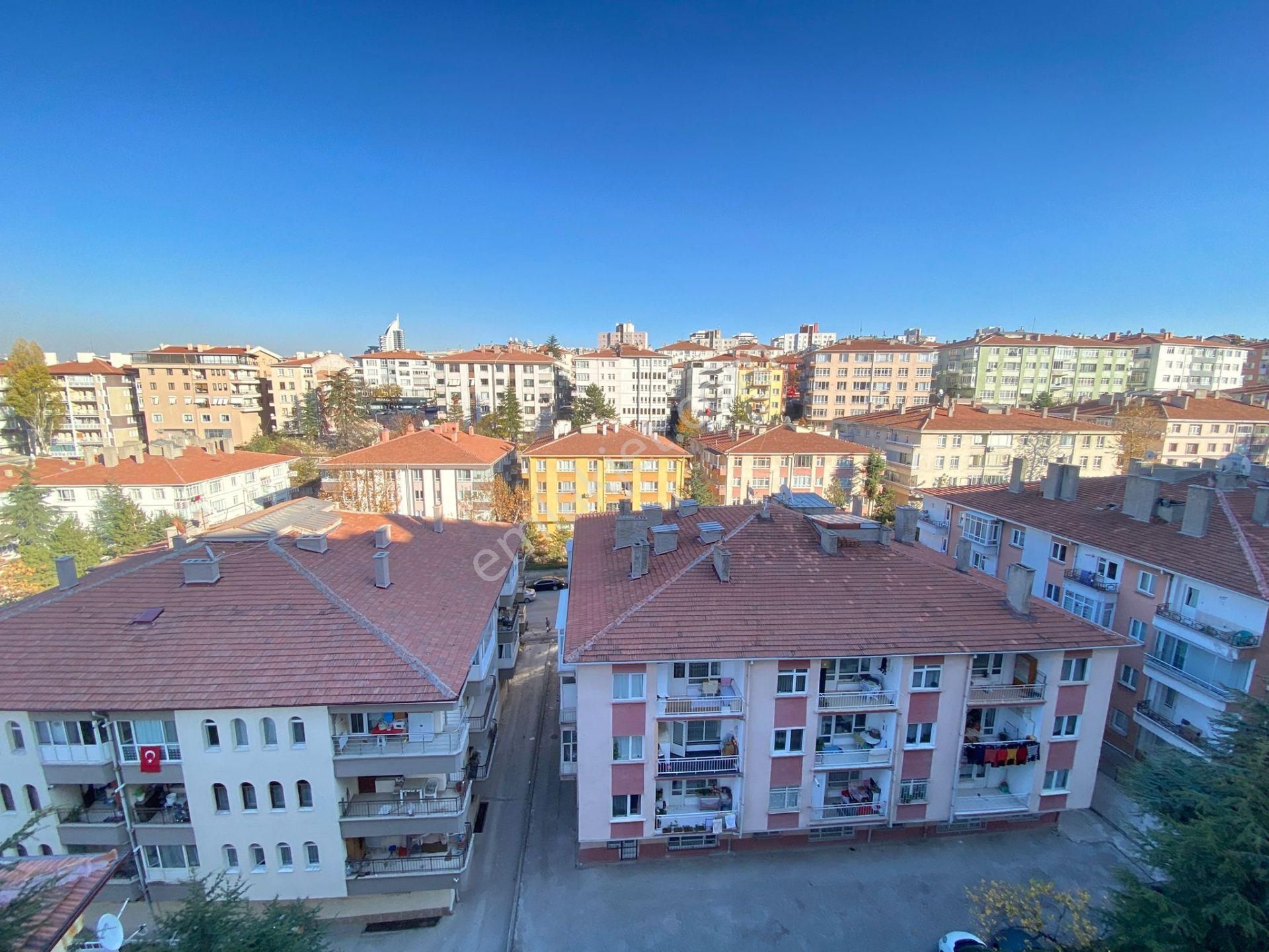 Dikmen 'de Yüksek Krediye Uygun !!! Nakış Sokak’ta Satılık Arakat Ultra Lüks Manzaralı Daire - Görsel 19