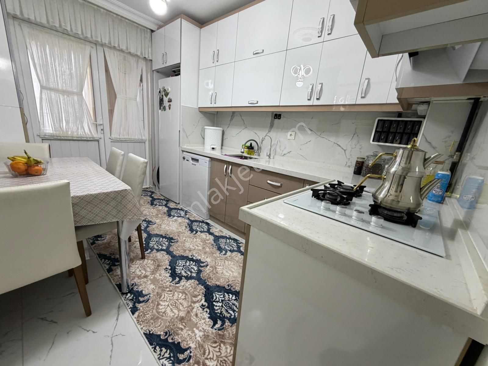 Kaya Grup'dan Zerdali Tepe Cadde Park Okul Dibi 3+1 Daire