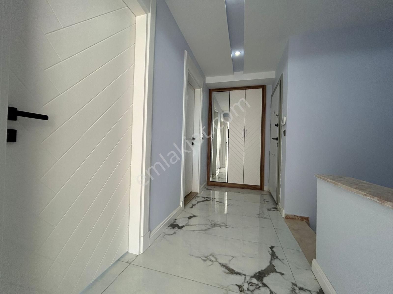 🌜akçay Ay Emlaktan🌛altınoluk'ta Kazdağlarının Eteklerinde Lüks Tasarımlı Satılık 3+1 Dublex Daire - Görsel 32