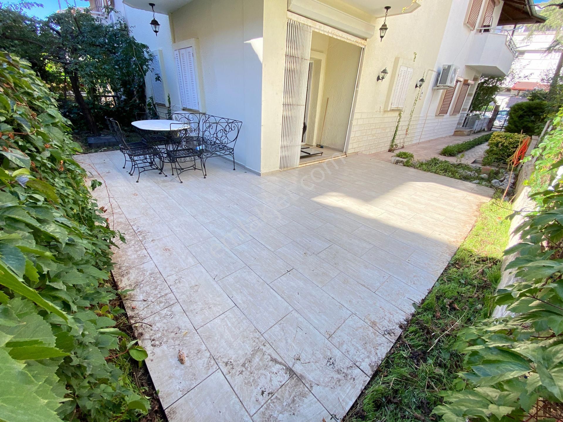 Seferihisar, Mersin Alanı Mahallesi Deniz Tarafında 50 Metre Satılık 3+1 Villa - Görsel 3