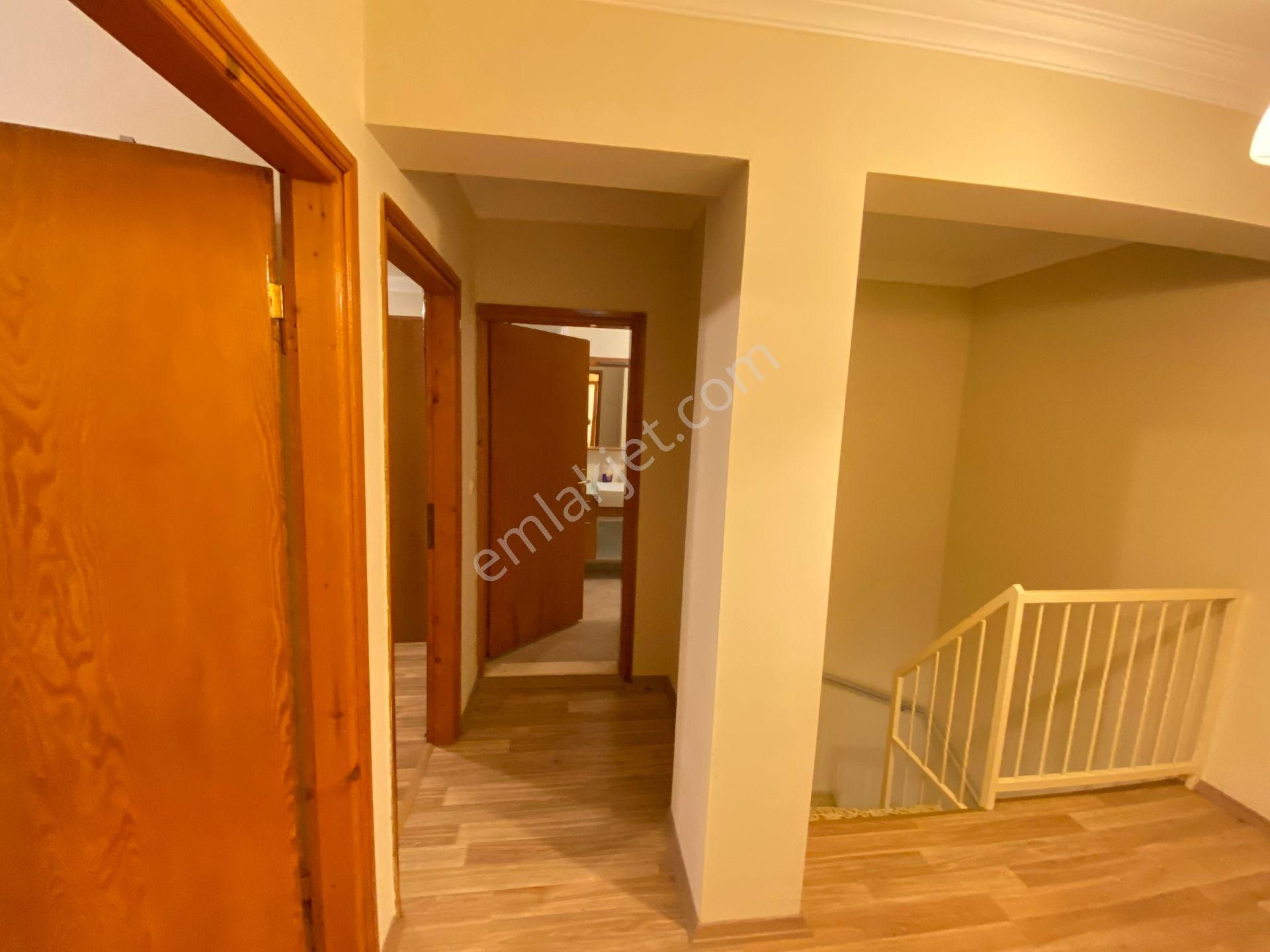 Seferihisar, Mersin Alanı Mahallesi Deniz Tarafında 50 Metre Satılık 3+1 Villa - Görsel 23