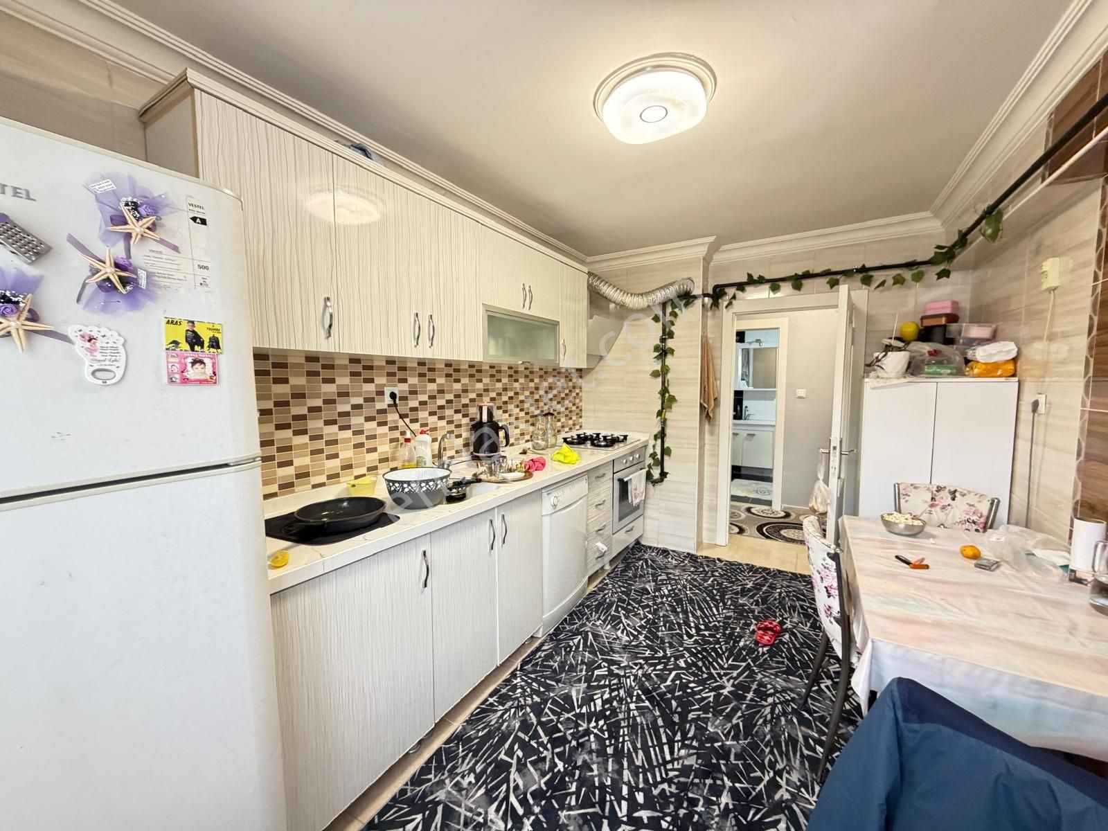 H.gazi Bostancık Cd Üzerinde 3.kat 3+1 Asansörlü Ön Cephe Köşe Parsel - Görsel 14