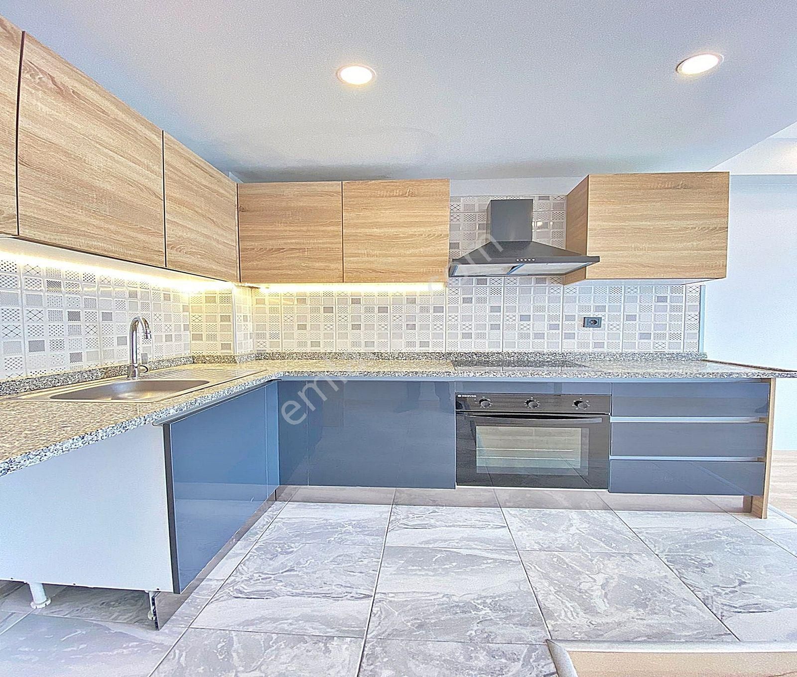 Beylikdüzü Cumhuriyet Mahallesi Gezgen İnşaat'tan Site İçinde 1+1 Satılık Daire - Görsel 7